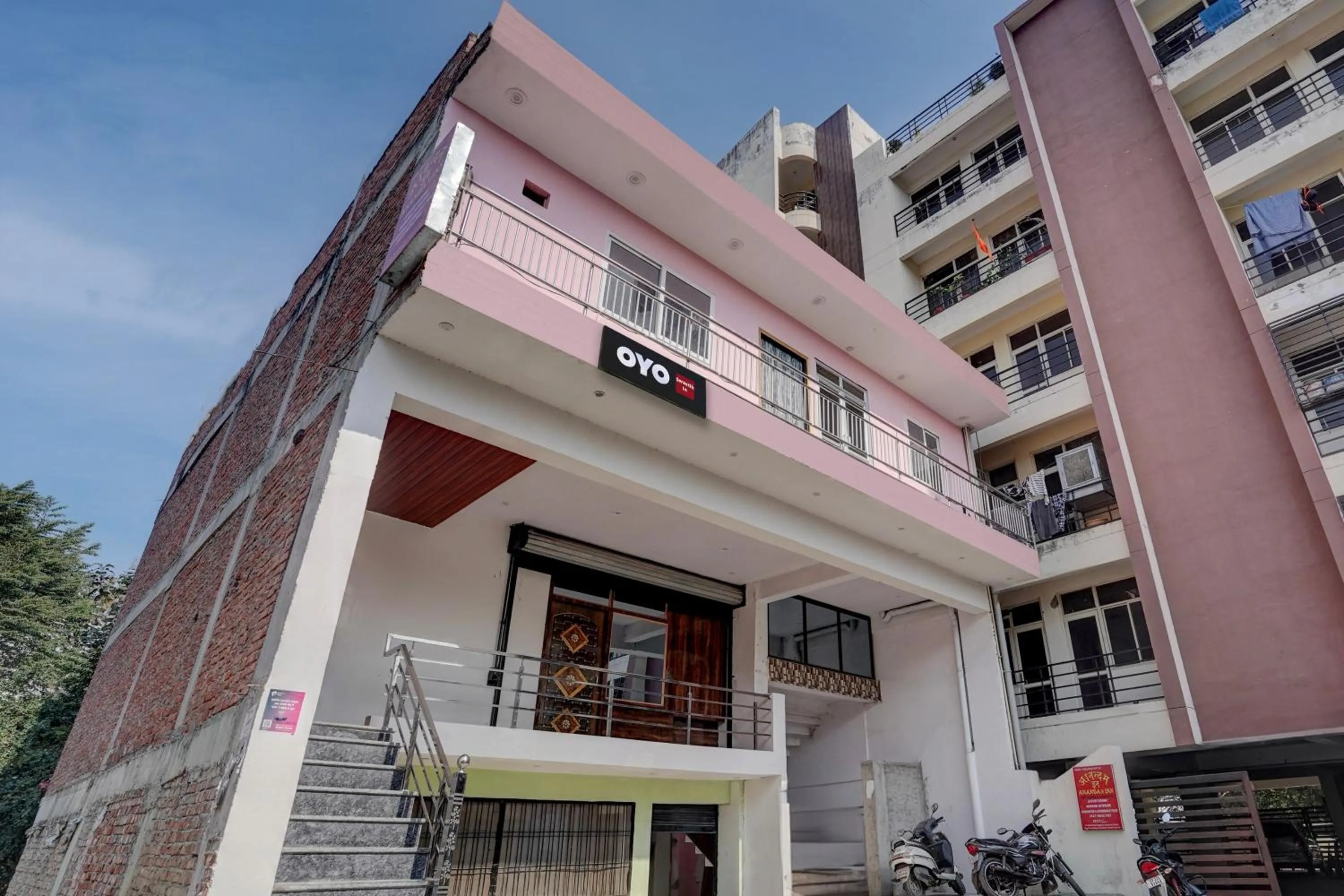 Facade/entrance in Hotel O Swastik Inn