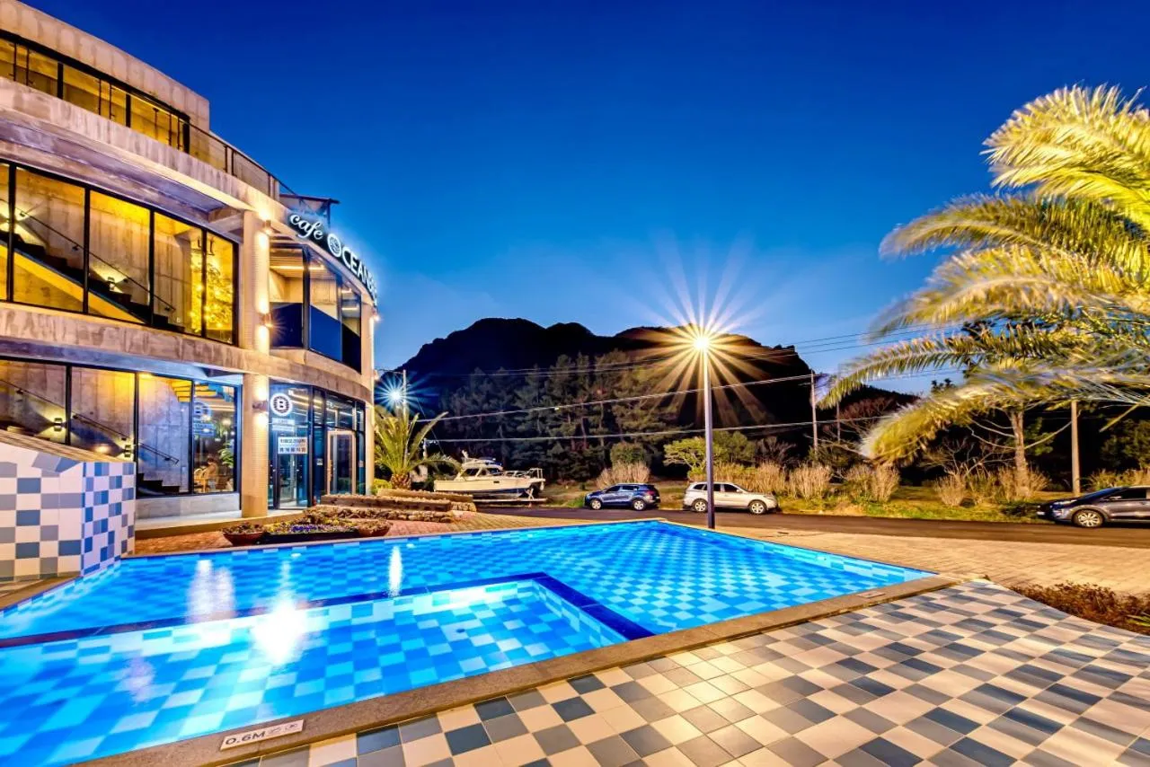 Ocean Brick Poolvilla