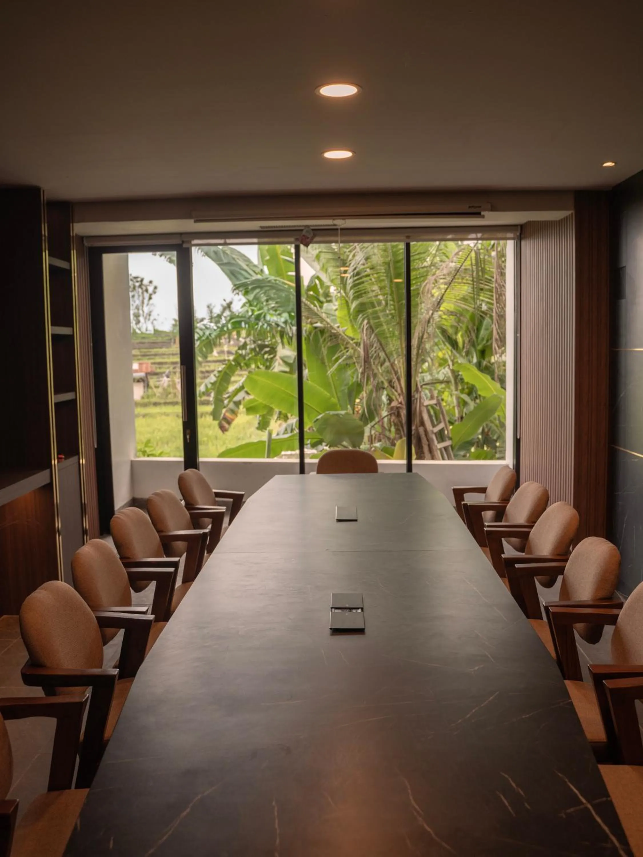 Business facilities in ValStar Hotel Canggu