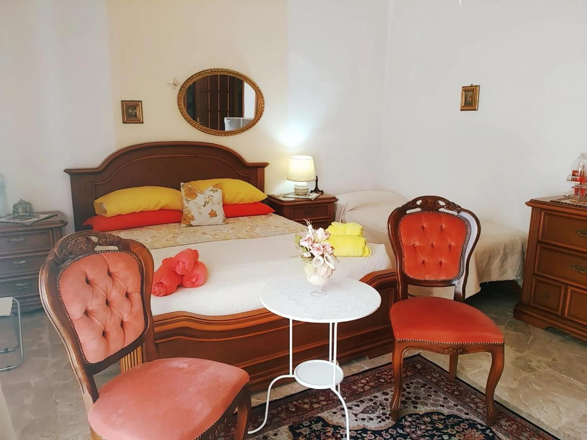 Photo of the whole room, Bed in B&B Homme Blanche