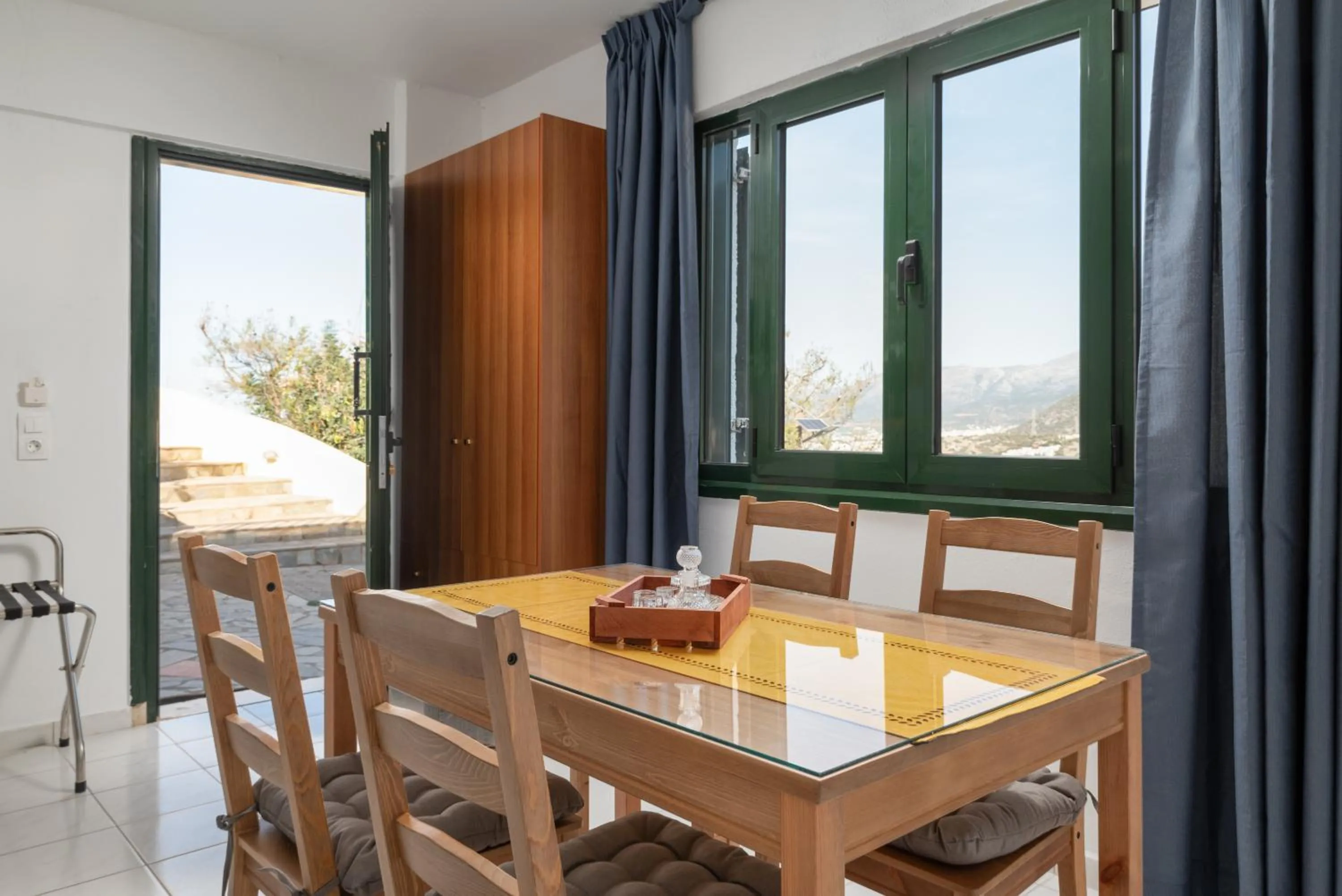 Dining area in Blue Horizon Apartments
