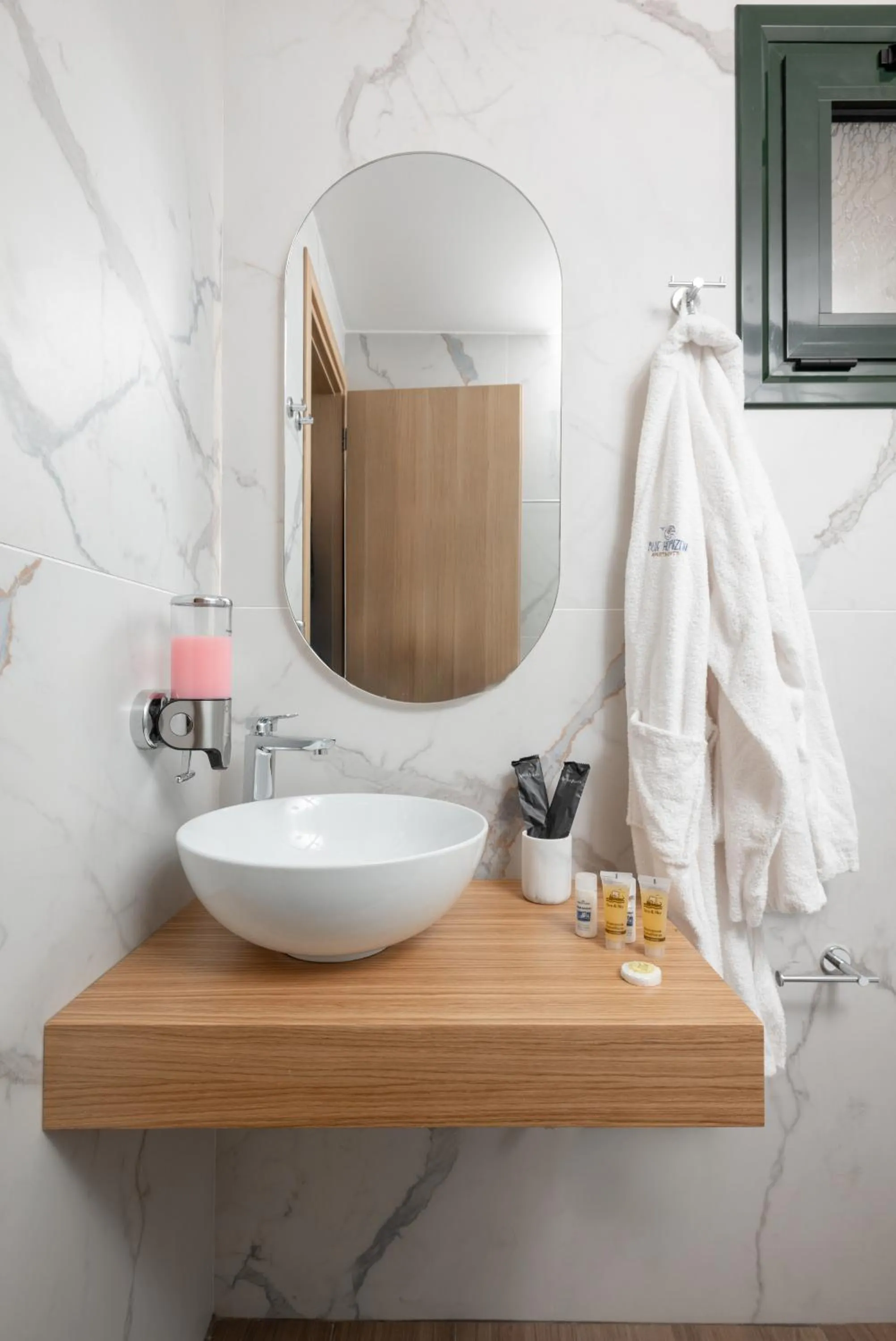 Bathroom in Blue Horizon Apartments