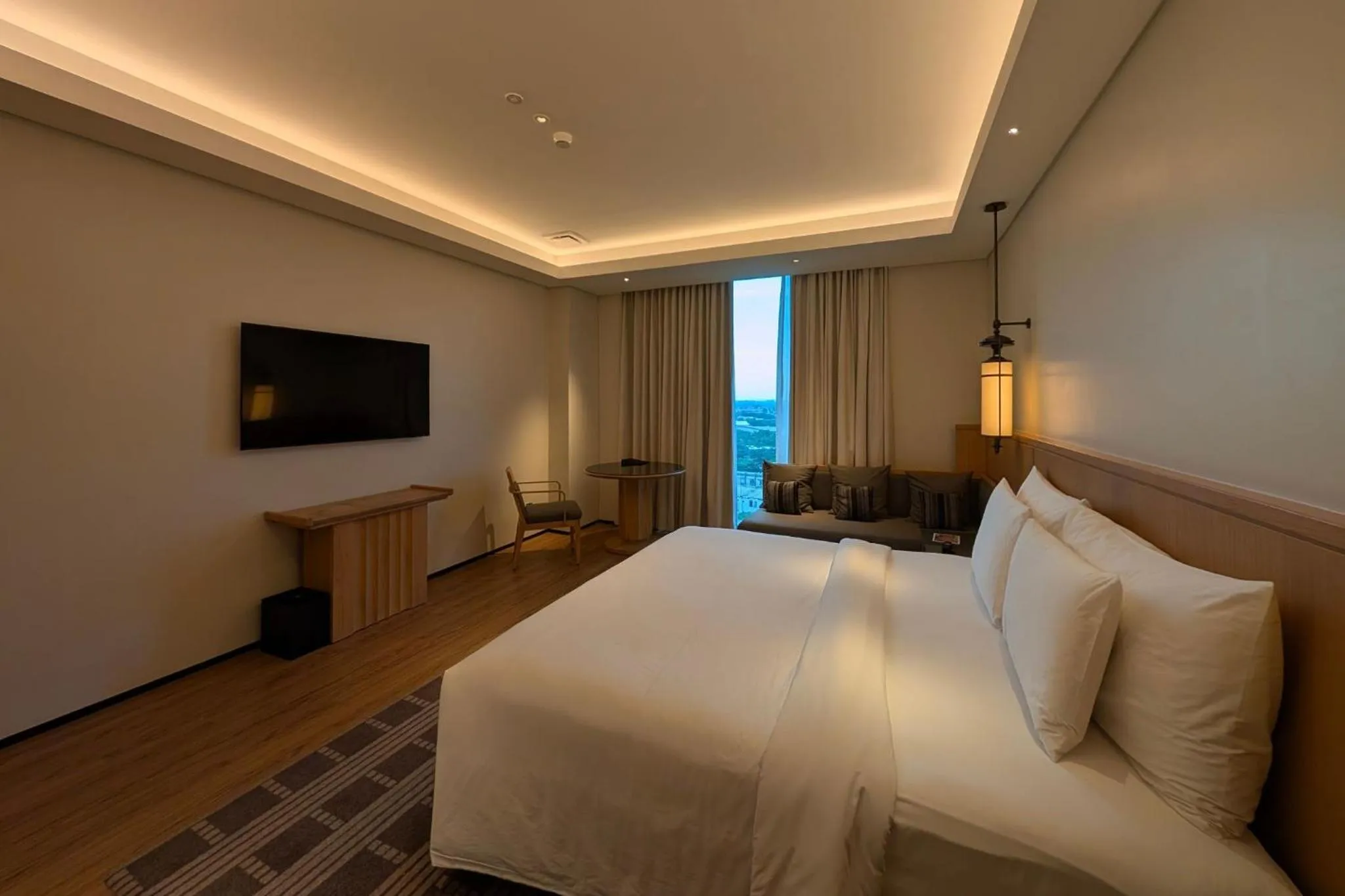 Bed in Hotel Tentrem Jakarta