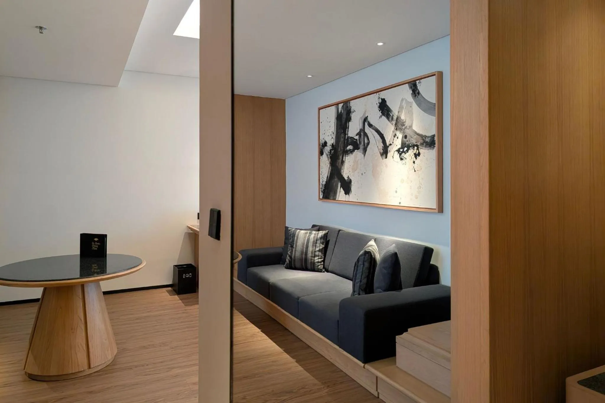 Living room in Hotel Tentrem Jakarta