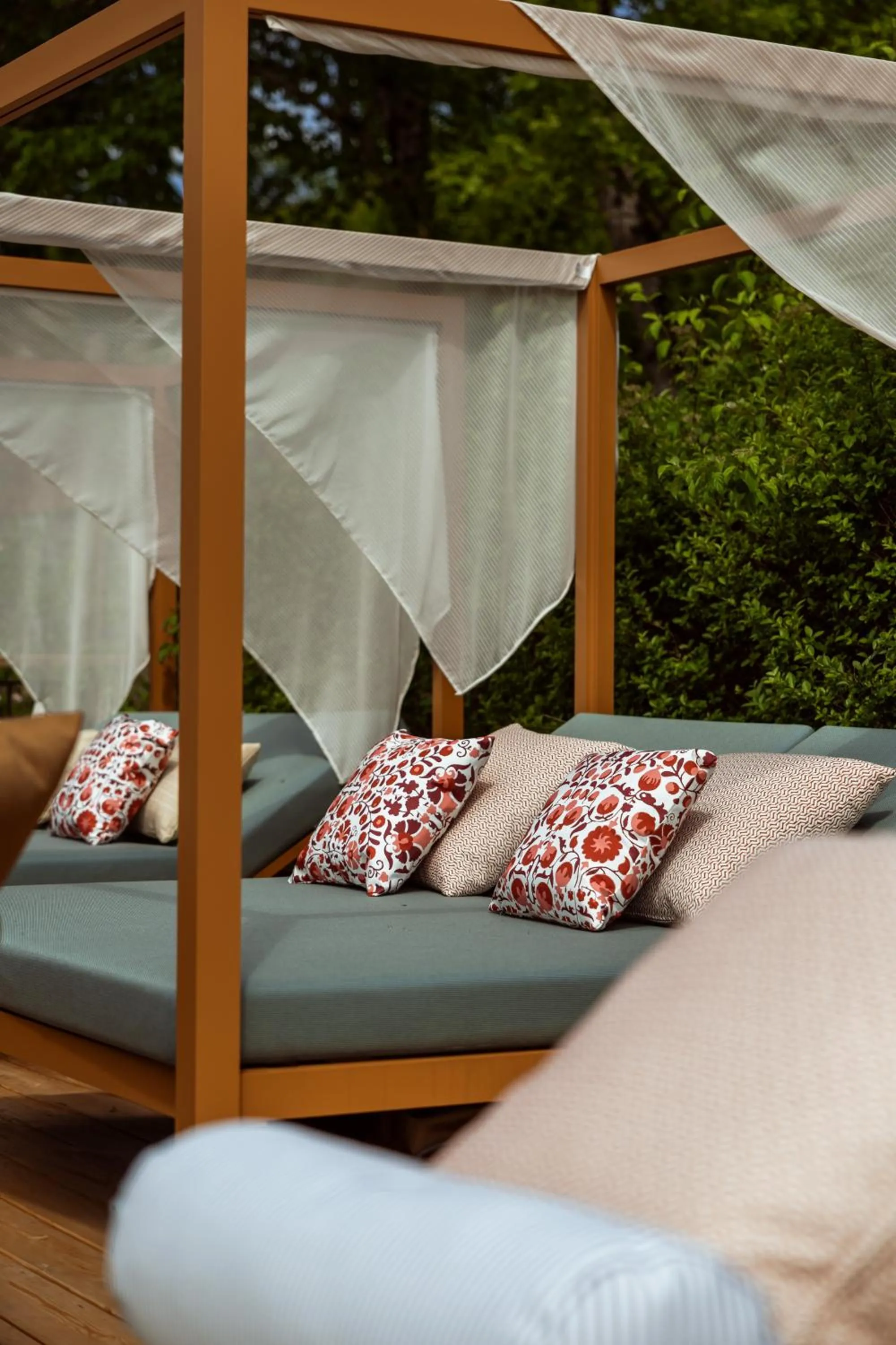 Patio, Bed in Rosewood Schloss Fuschl