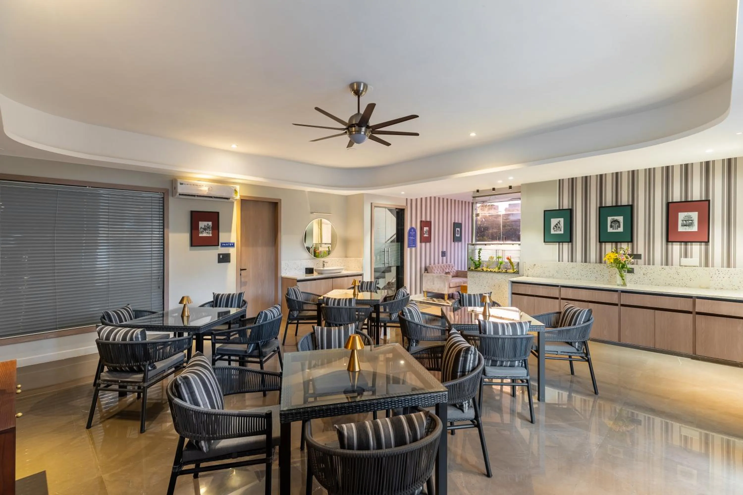 Restaurant/places to eat in Blue Chip Stays - My Downtown Hotels