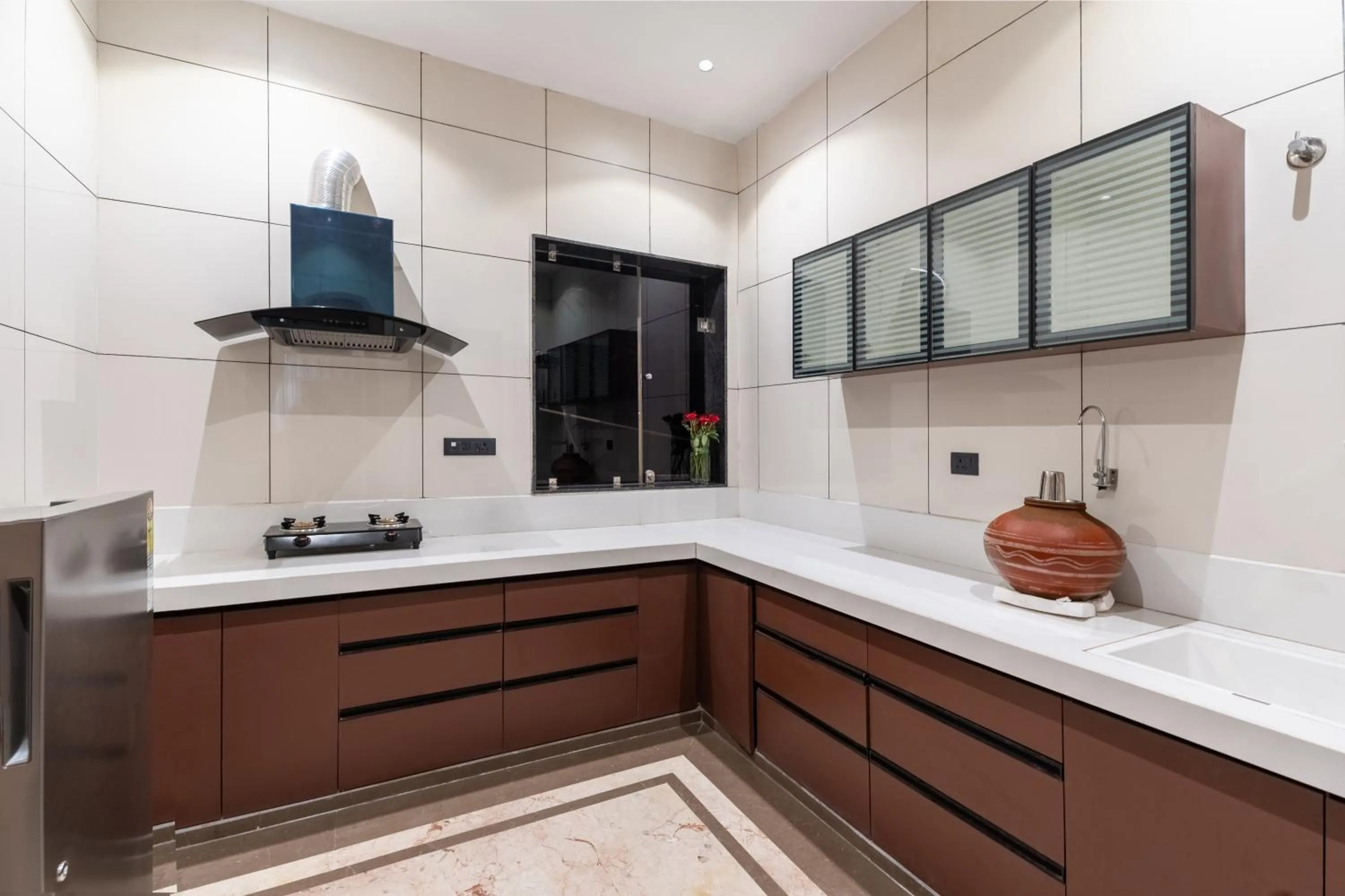 kitchen in Blue Chip Stays - My Downtown Hotels