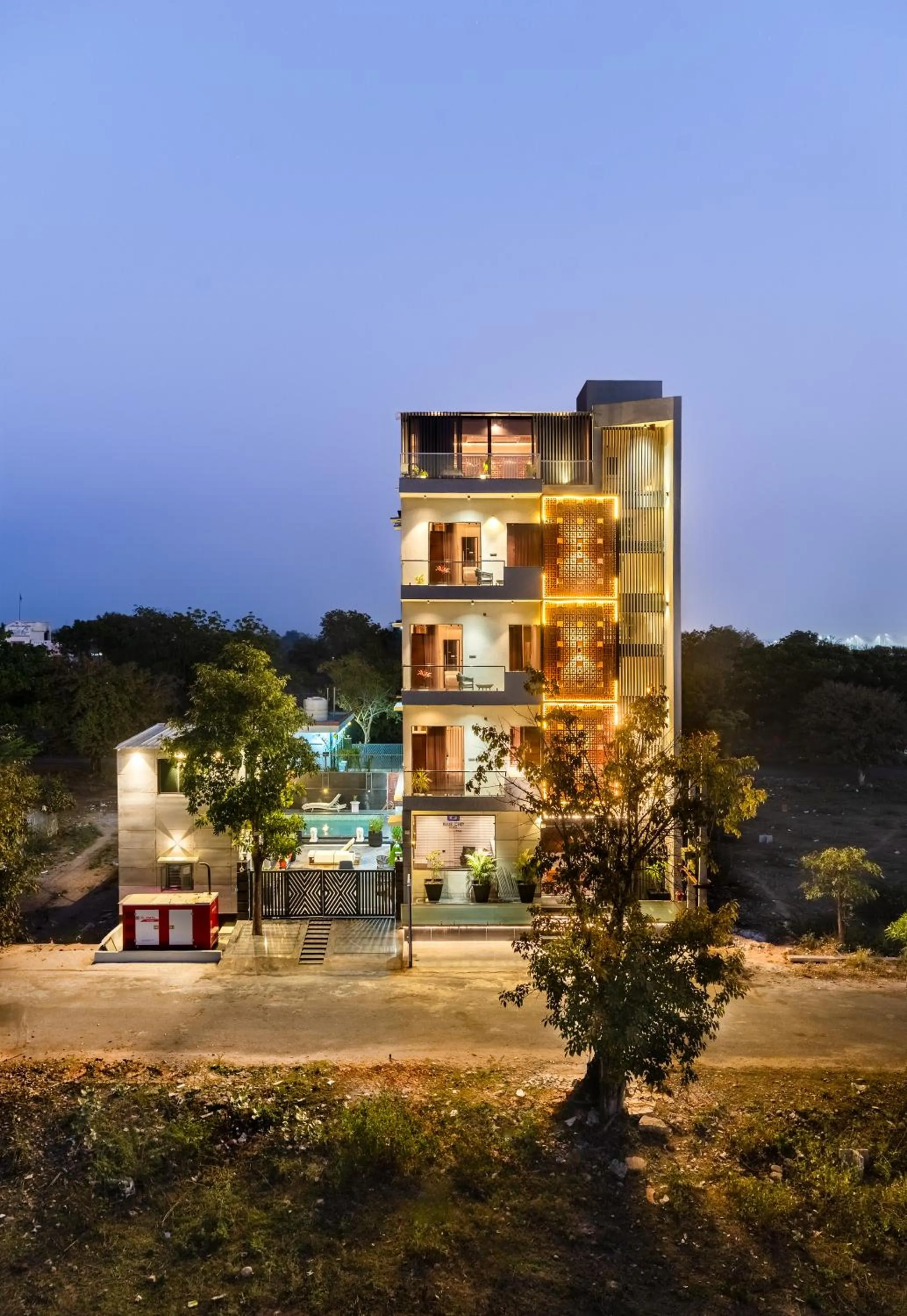 Property building in Blue Chip Stays - My Downtown Hotels