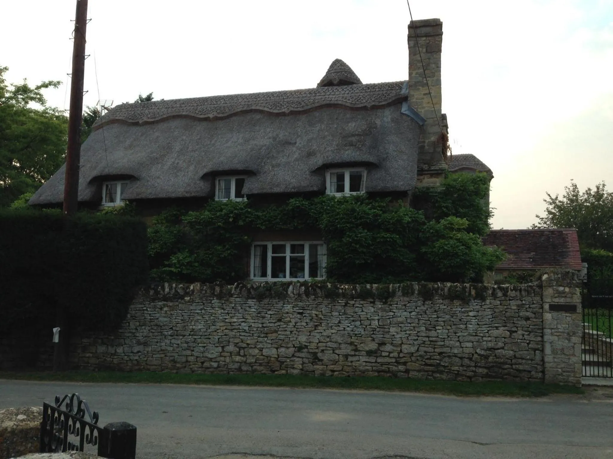 Property building in The Crown Inn, Kemerton