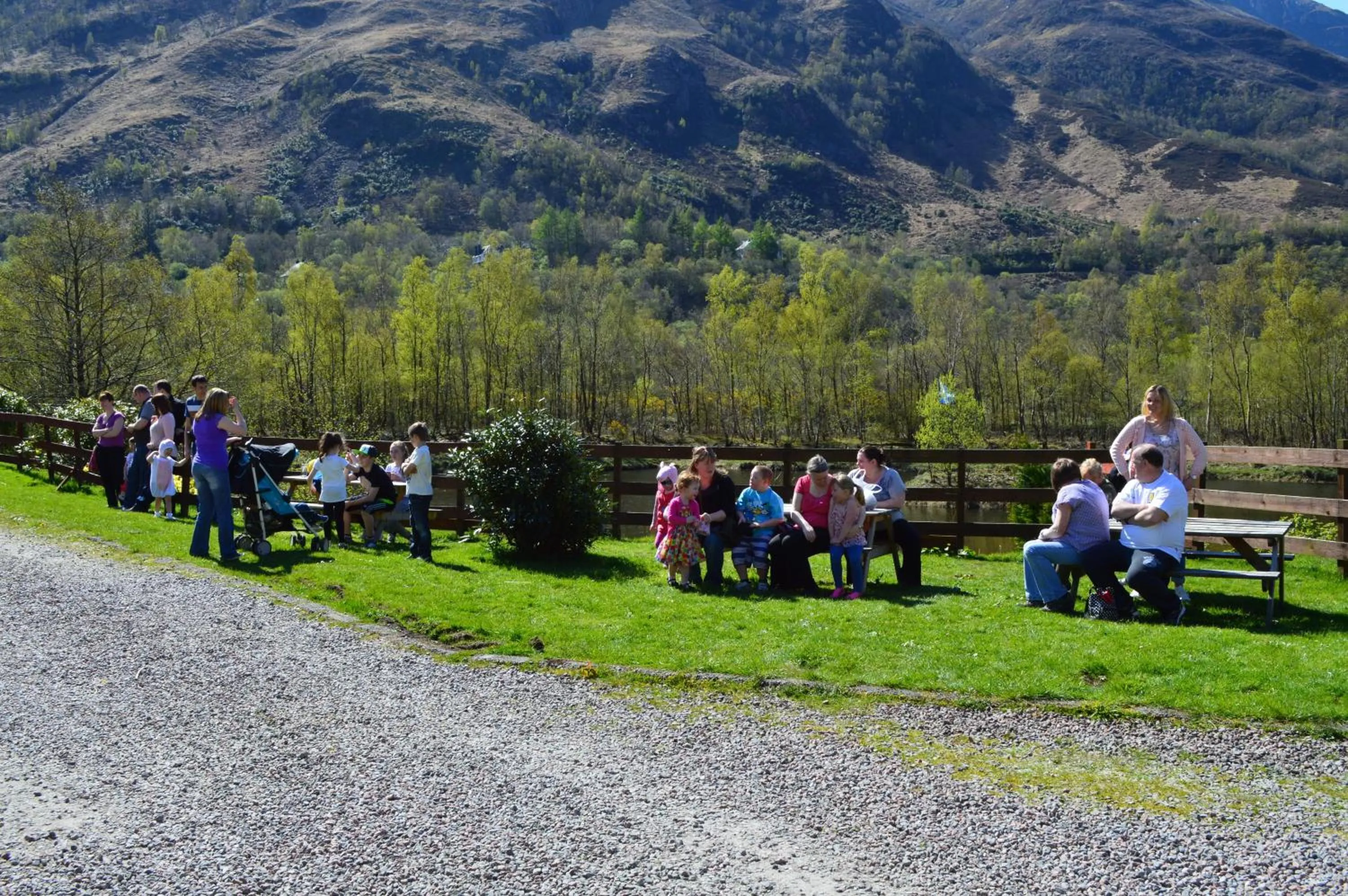 Facade/entrance in MacDonald Hotel & Cabins