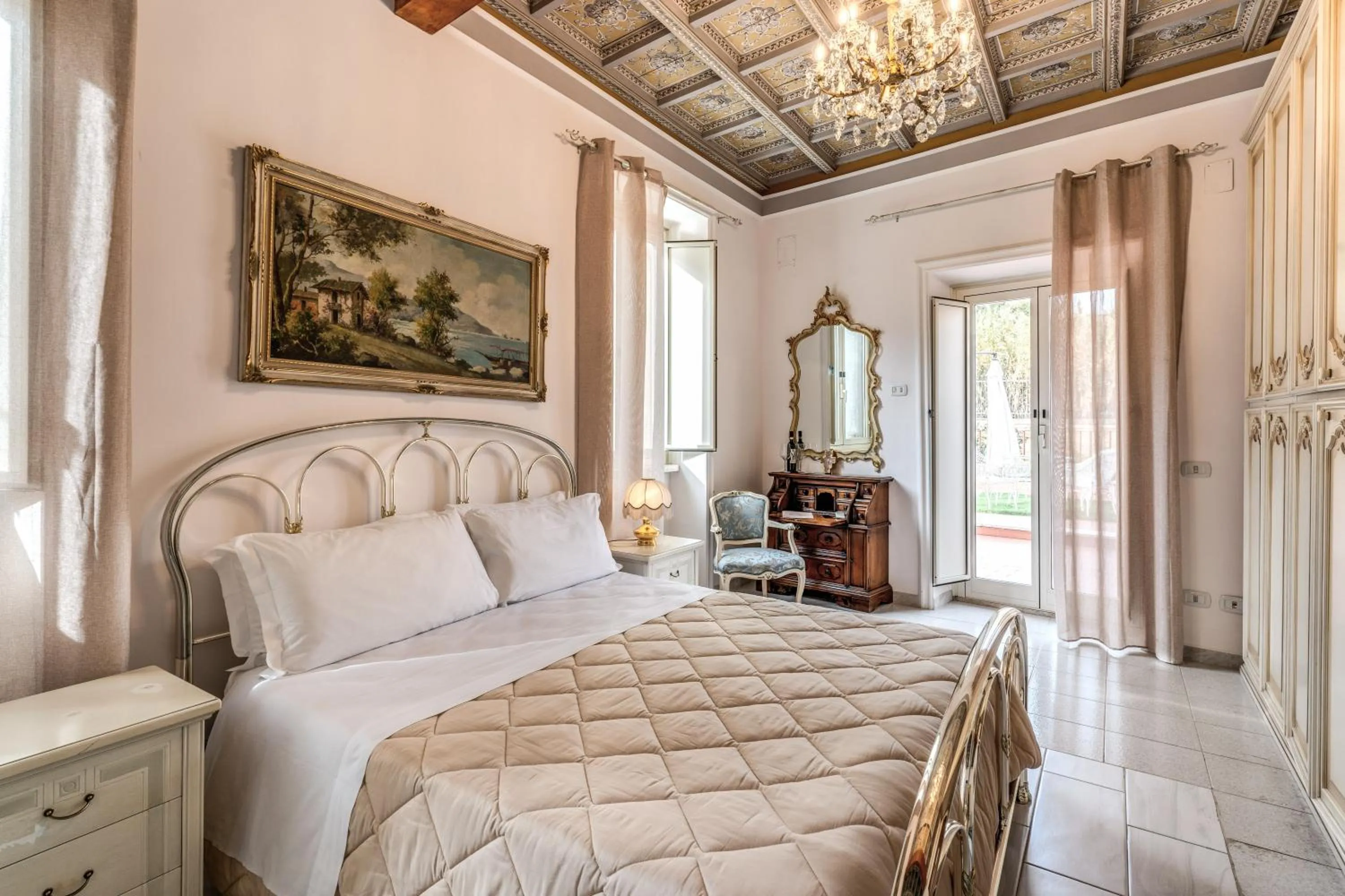 Balcony/Terrace, Bed in Villa Alberici