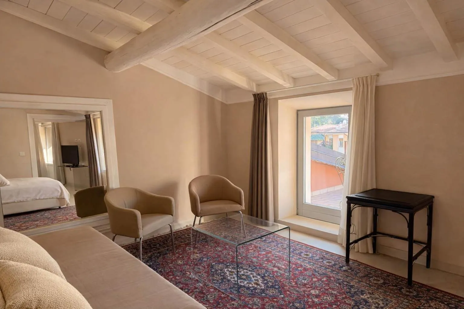 TV and multimedia, Bed in Boutique Hotel Bogliaco