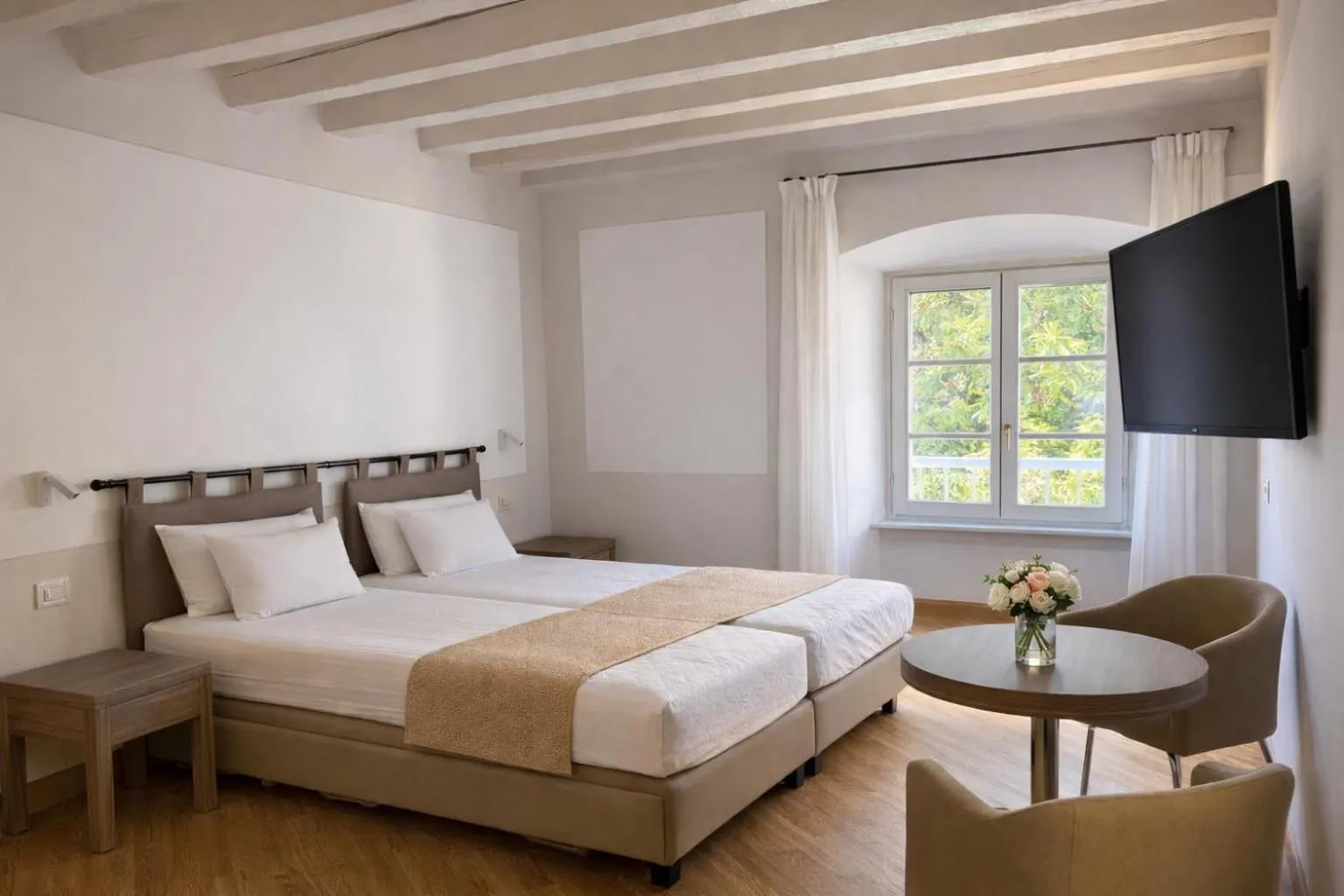 Bed in Boutique Hotel Bogliaco