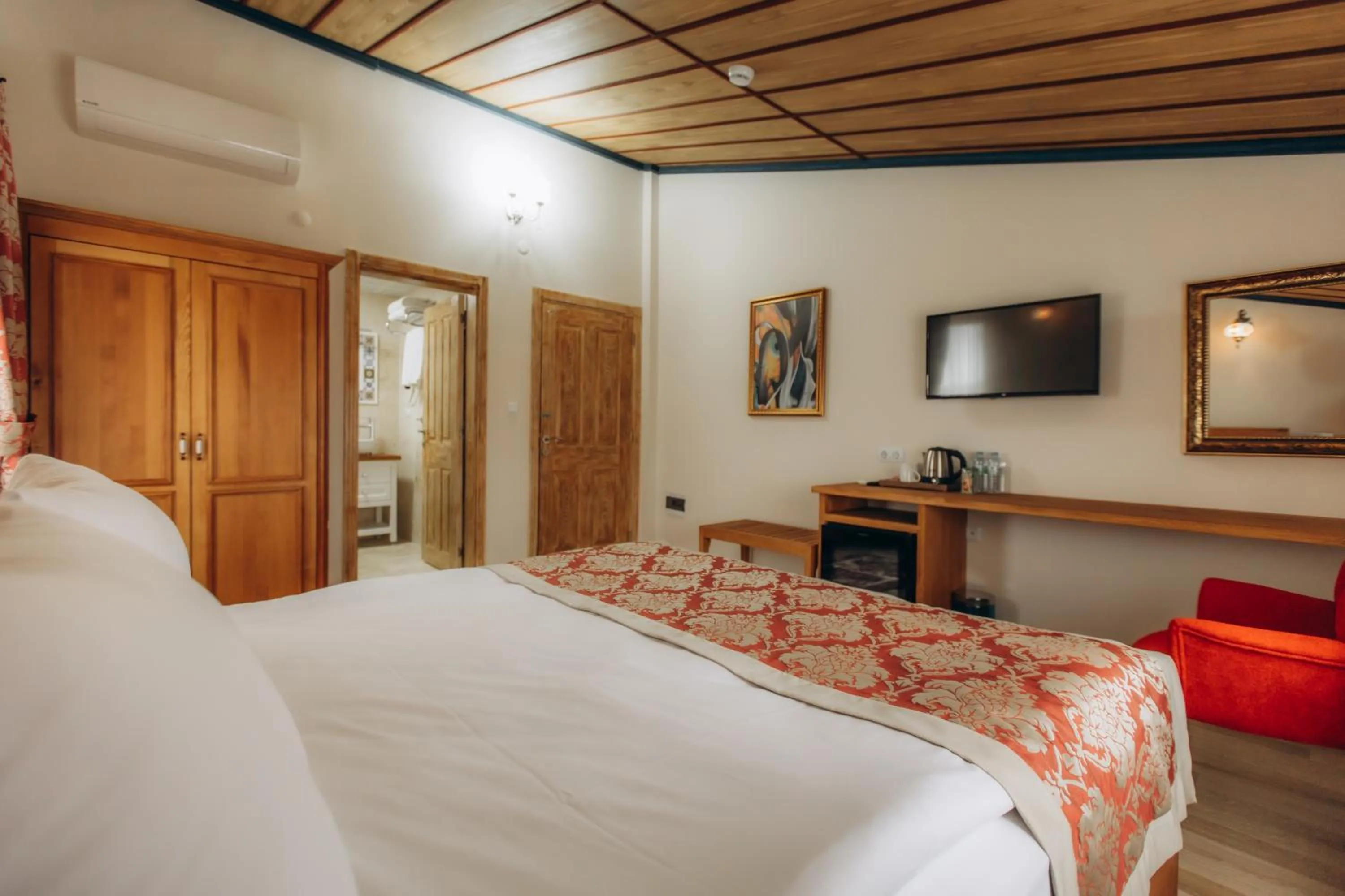 Bed in Cappadocia Villa Comfort