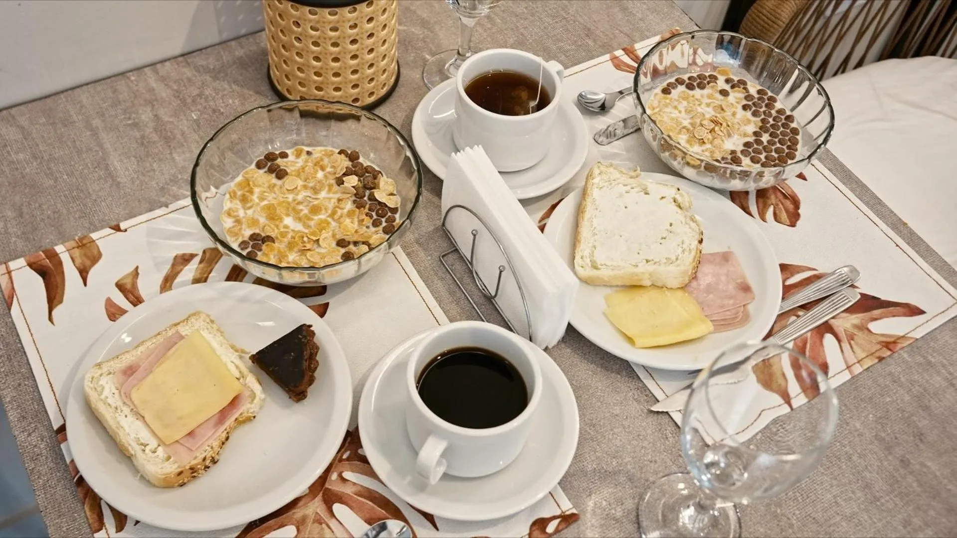 Breakfast in Hotel Caseros Salta