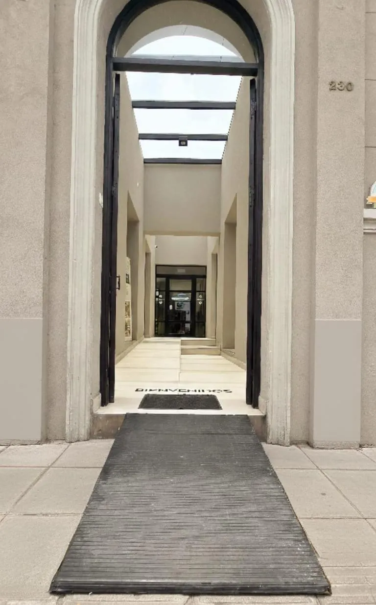 acessibility in Hotel Caseros Salta