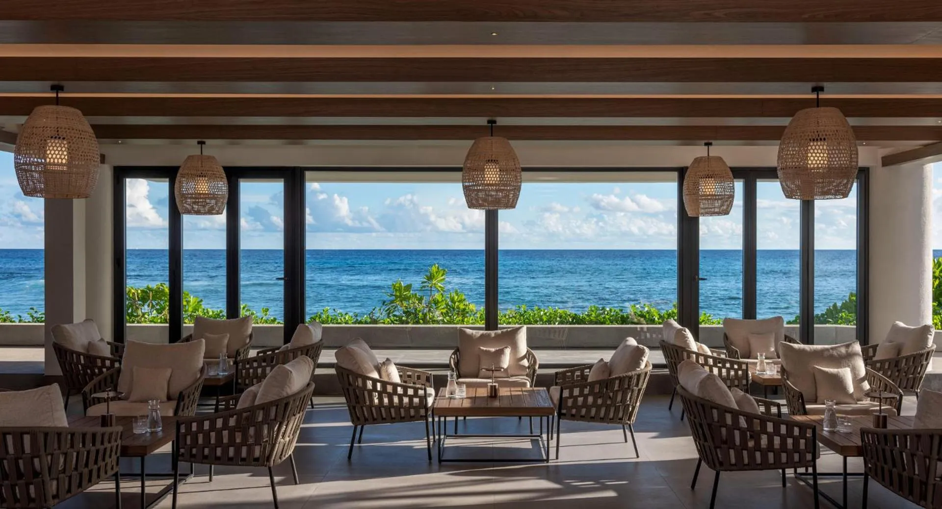 Restaurant/places to eat in Avani+ Barbarons Seychelles