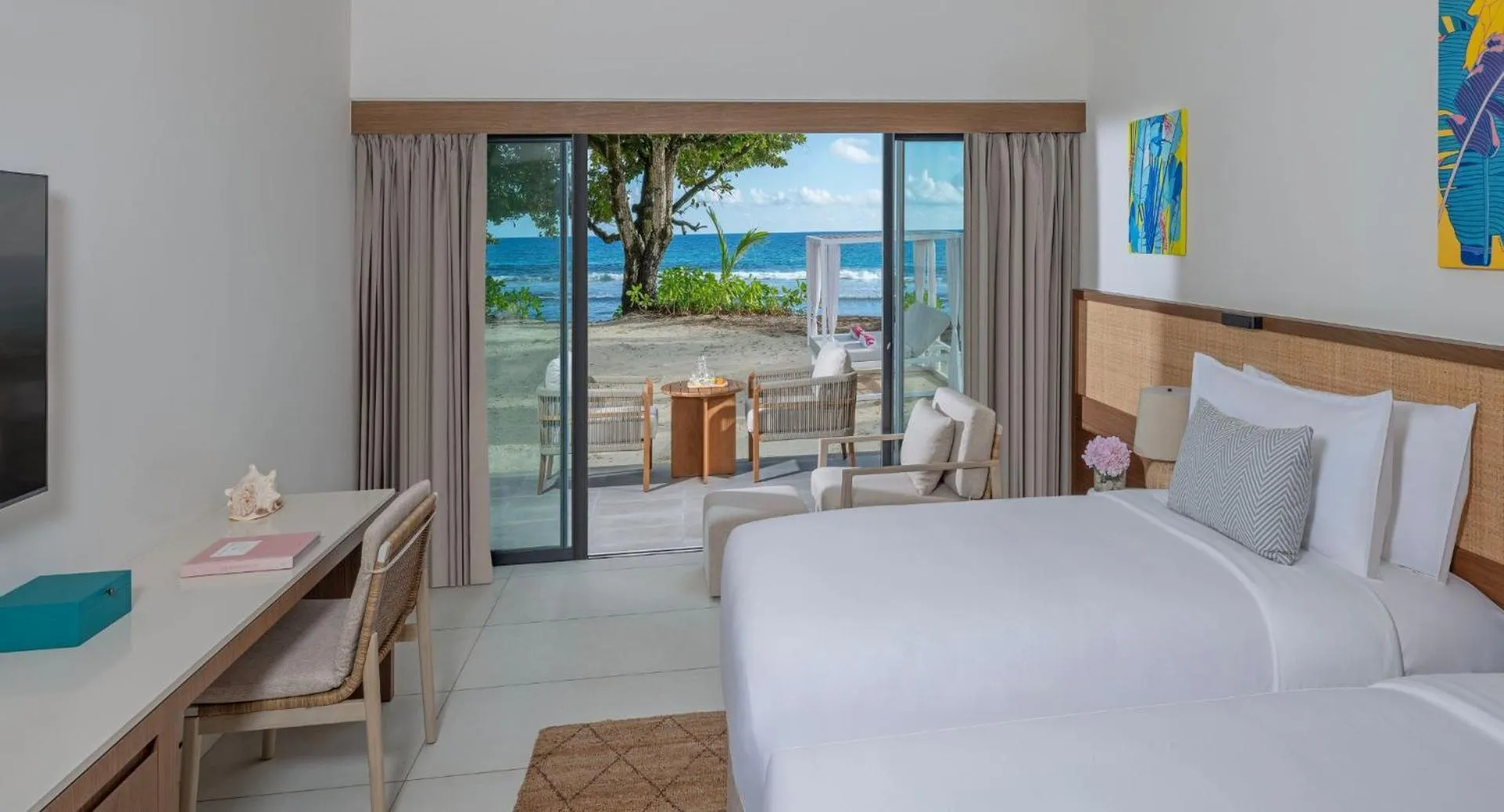 Bedroom, Bed in Avani+ Barbarons Seychelles