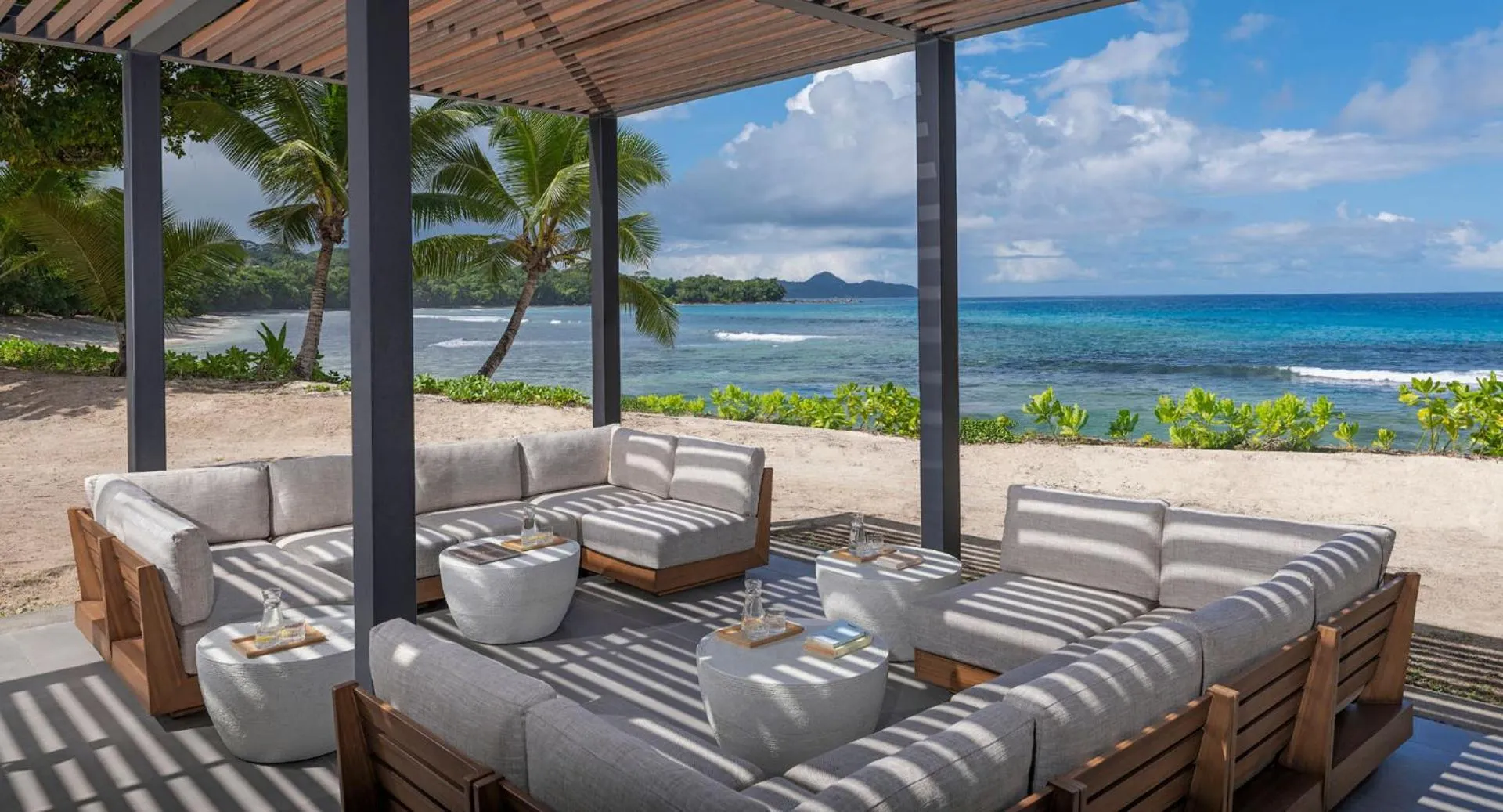 Restaurant/places to eat in Avani+ Barbarons Seychelles