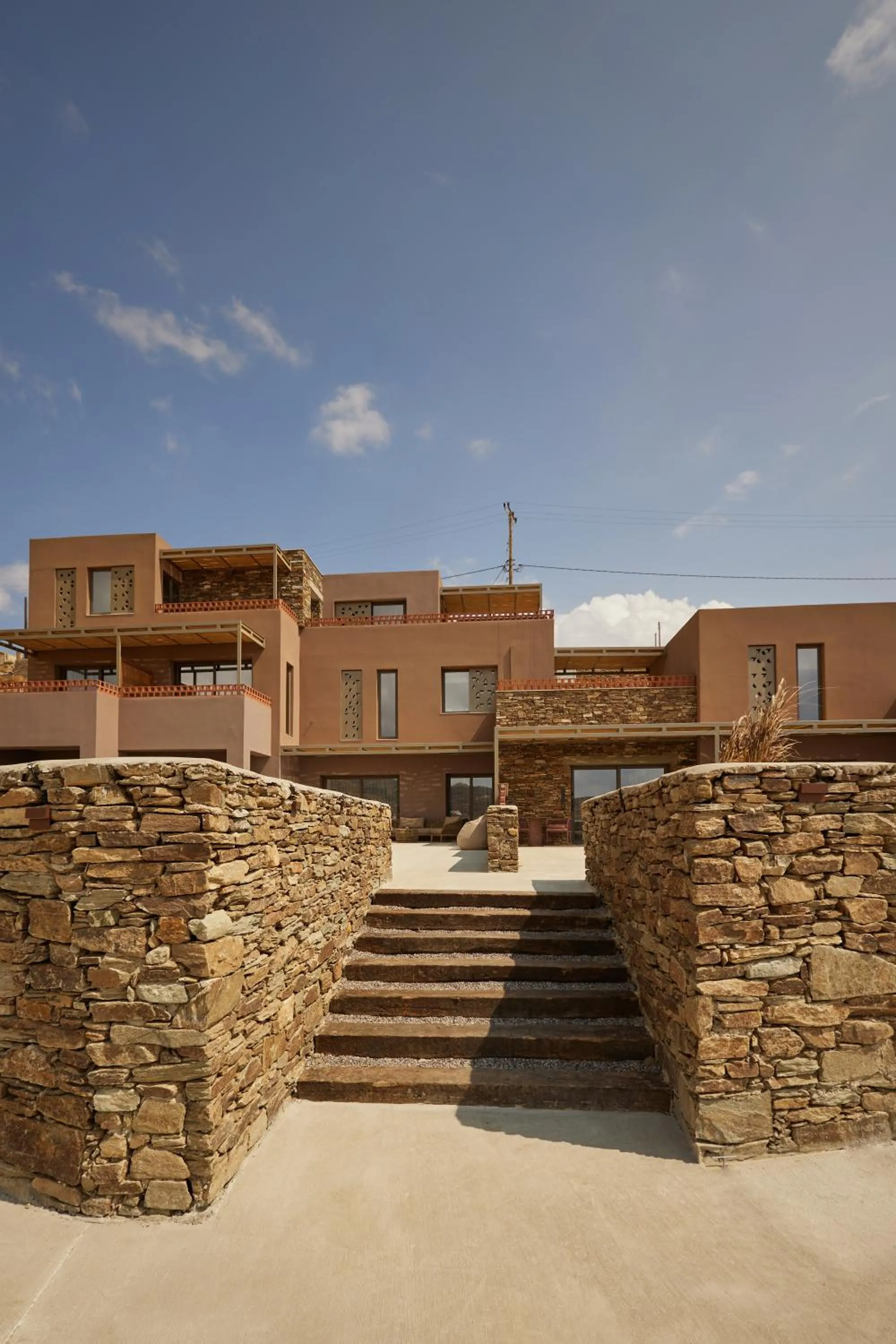 Property building in Sun Aeriko