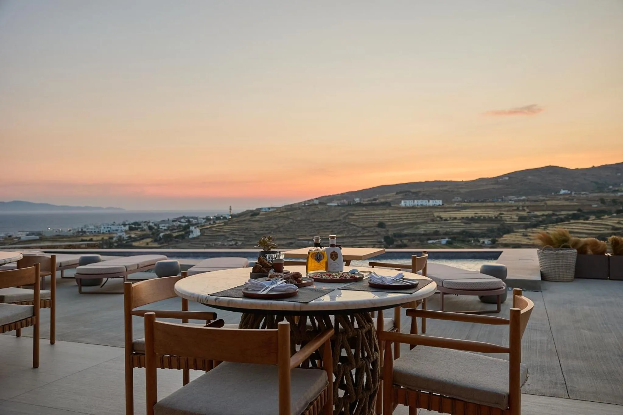 Restaurant/places to eat in Sun Aeriko