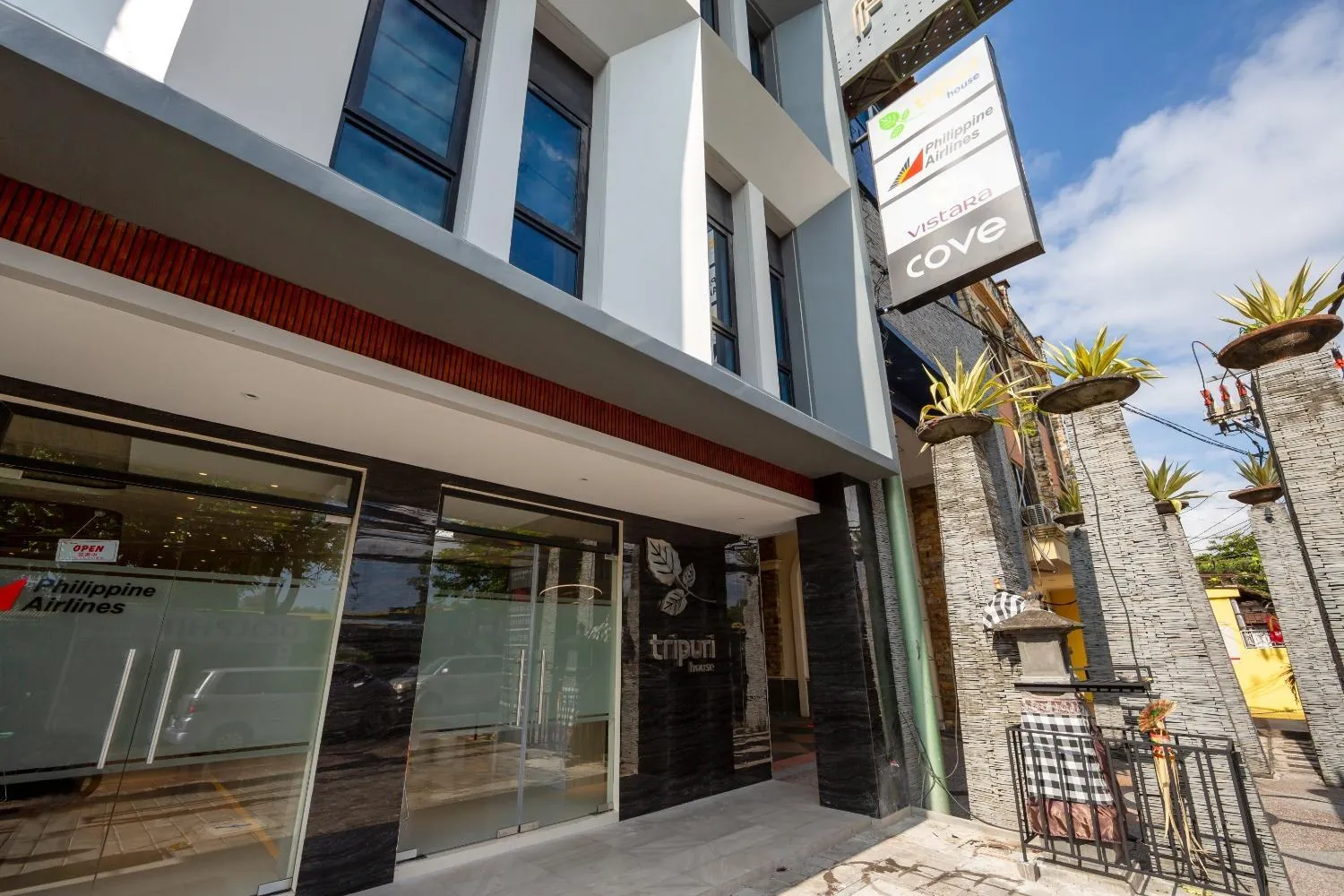 Property building in Cove Tripuri House Bali