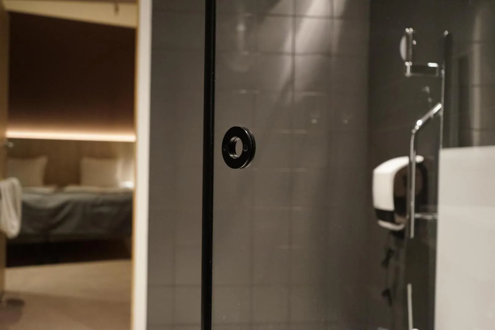 Bathroom, Bed in Citybox Stockholm