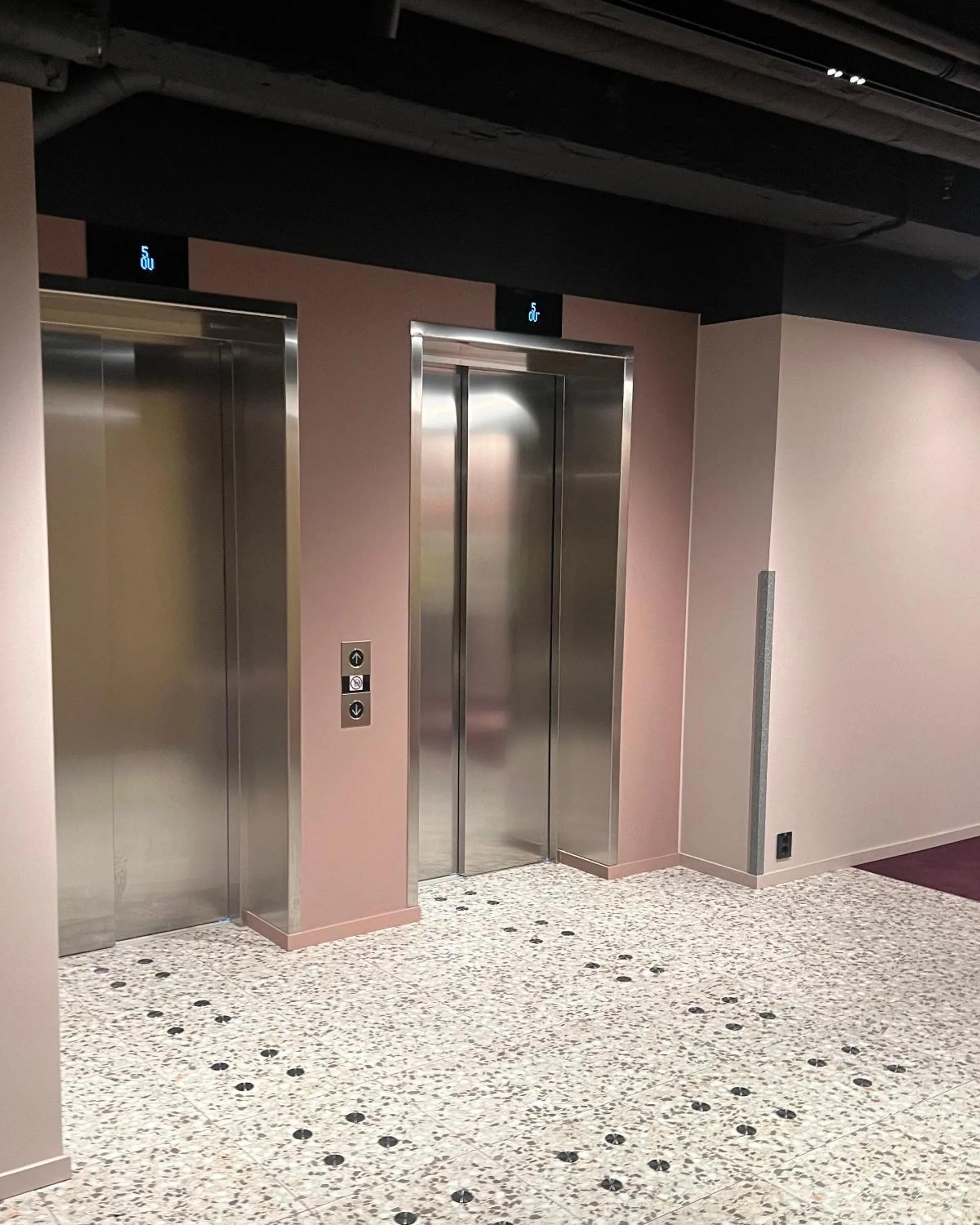 elevator in Citybox Stockholm