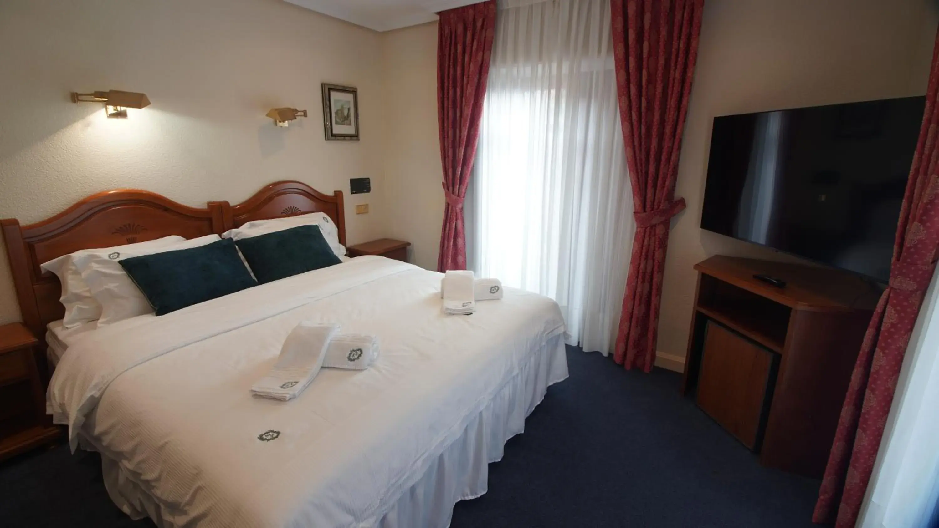 Double Room with Private Bathroom in HOTEL RIAZA Double Room with Private Bathroom in HOTEL RIAZA