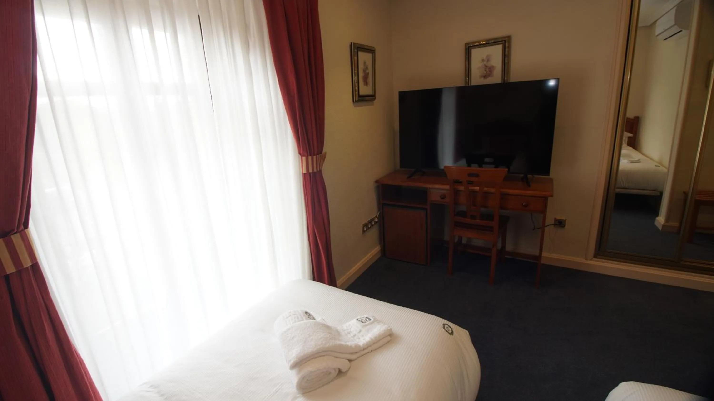 Bedroom, Bed in HOTEL RIAZA