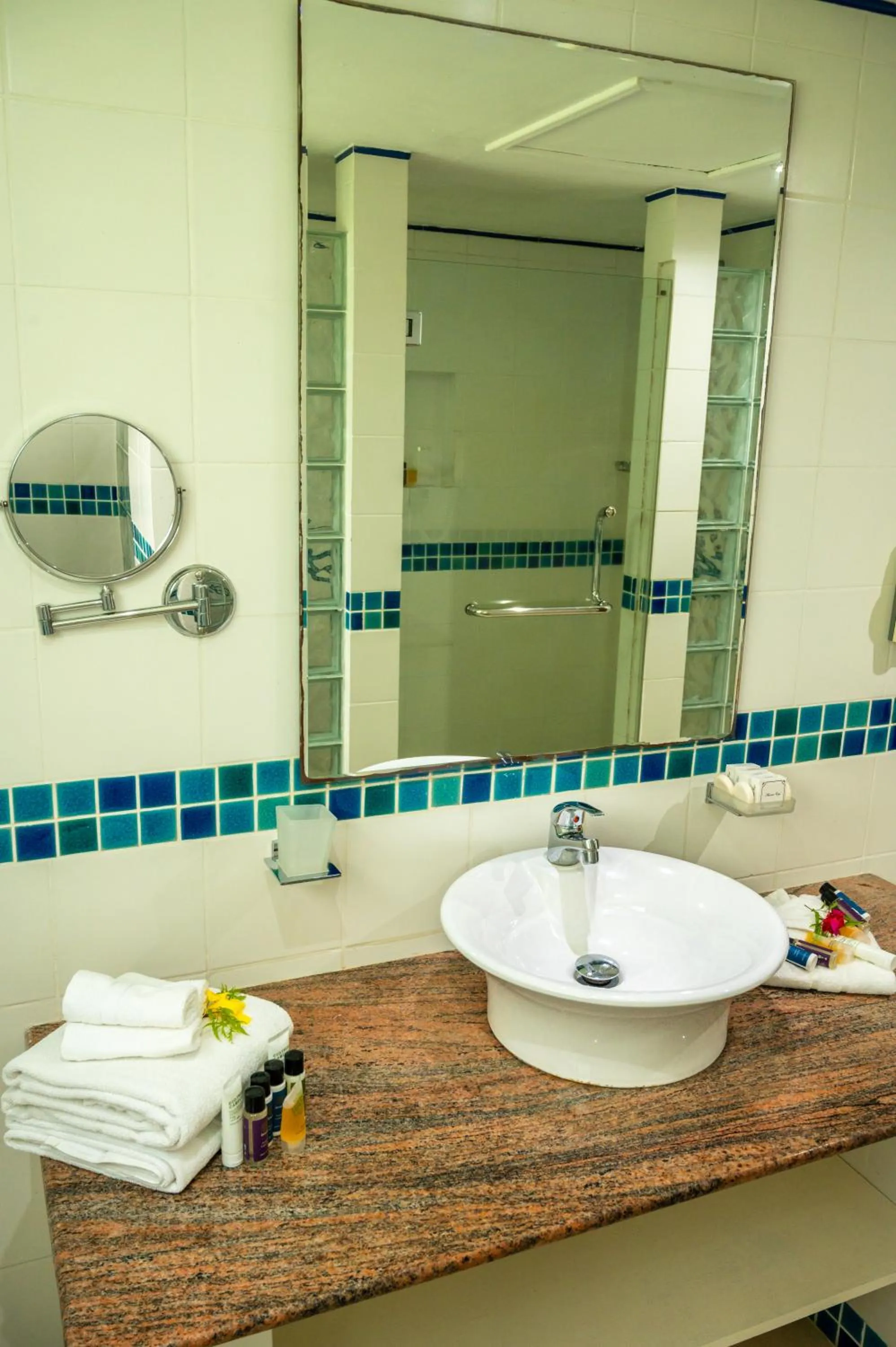 Bathroom in Acajou Beach Resort