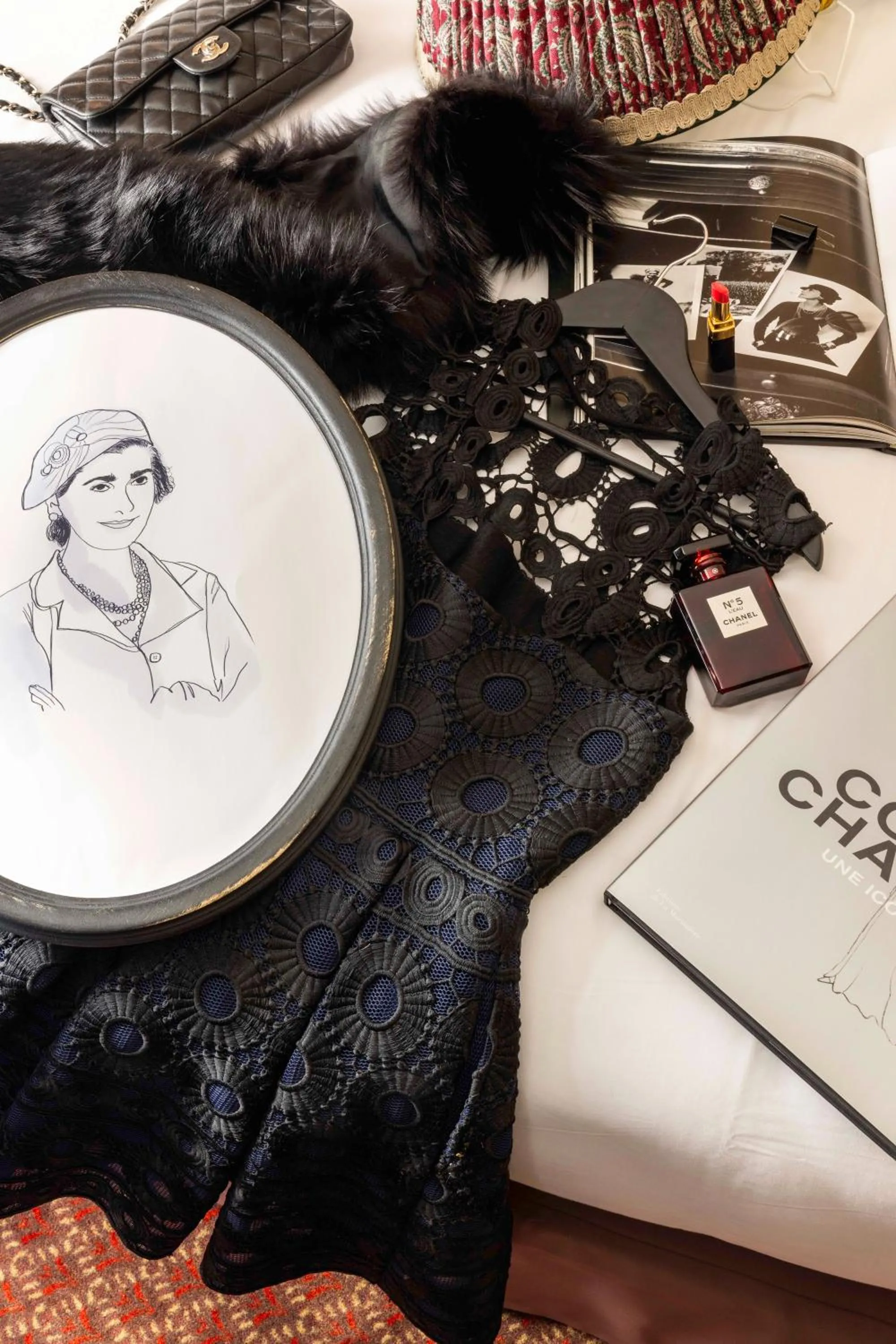 Decorative detail in UNE AUTRE CHAMBRE