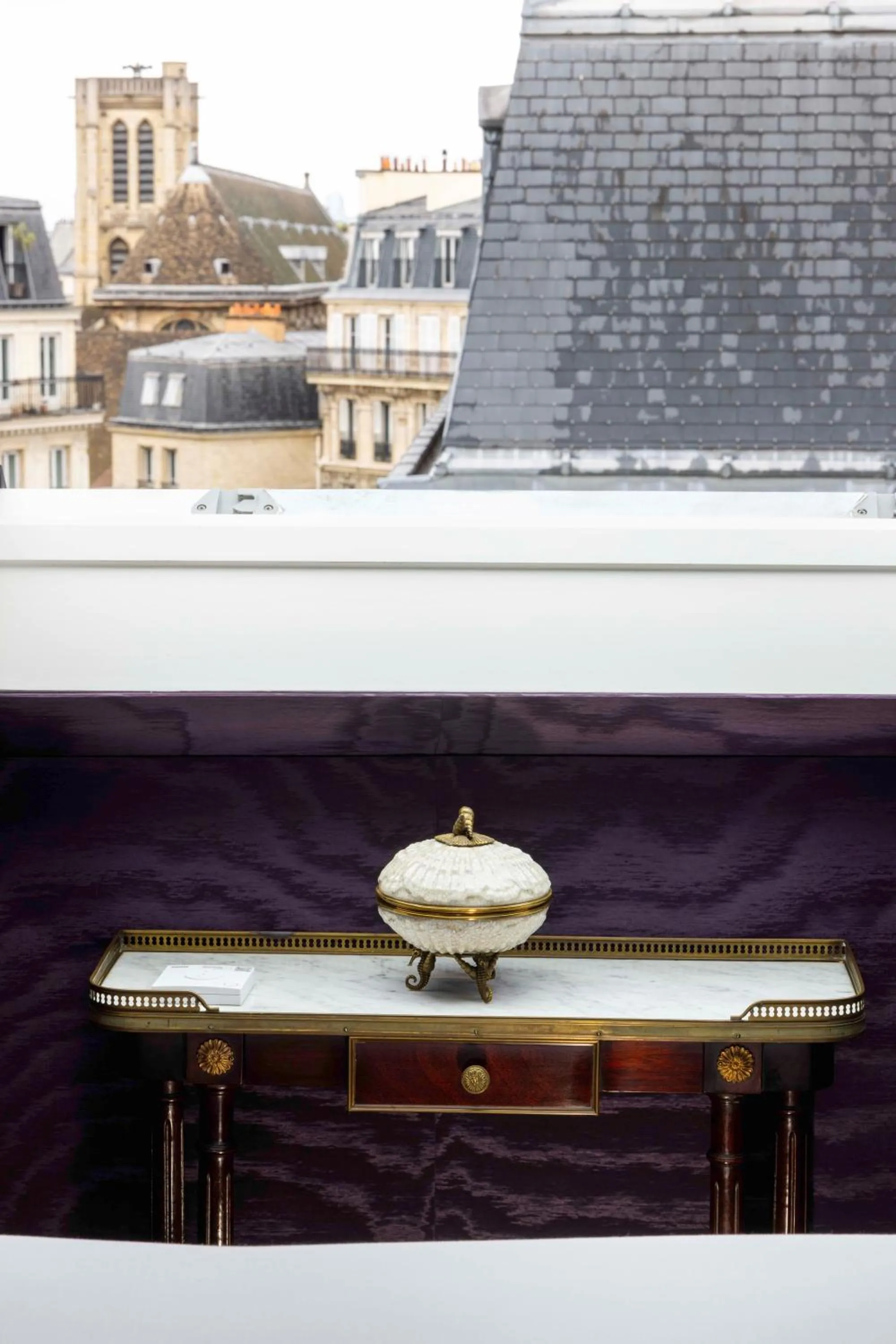 View (from property/room) in UNE AUTRE CHAMBRE