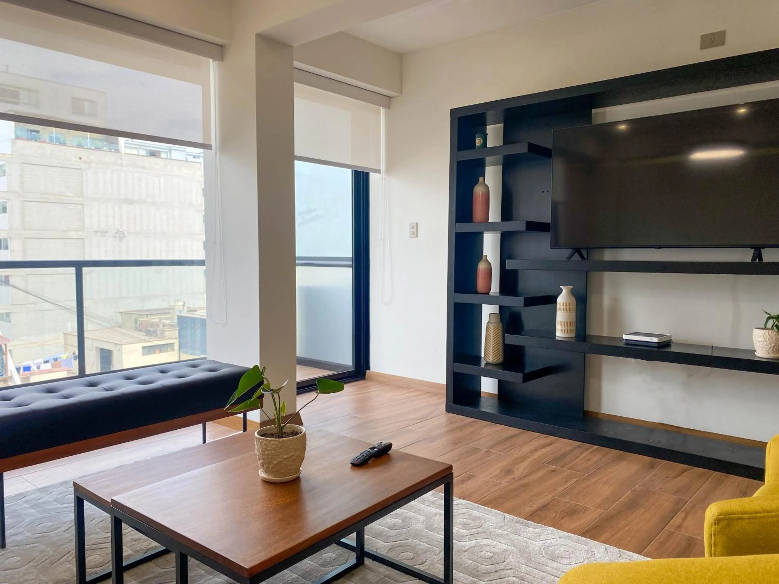 Living room in Borgoño By Wynwood House