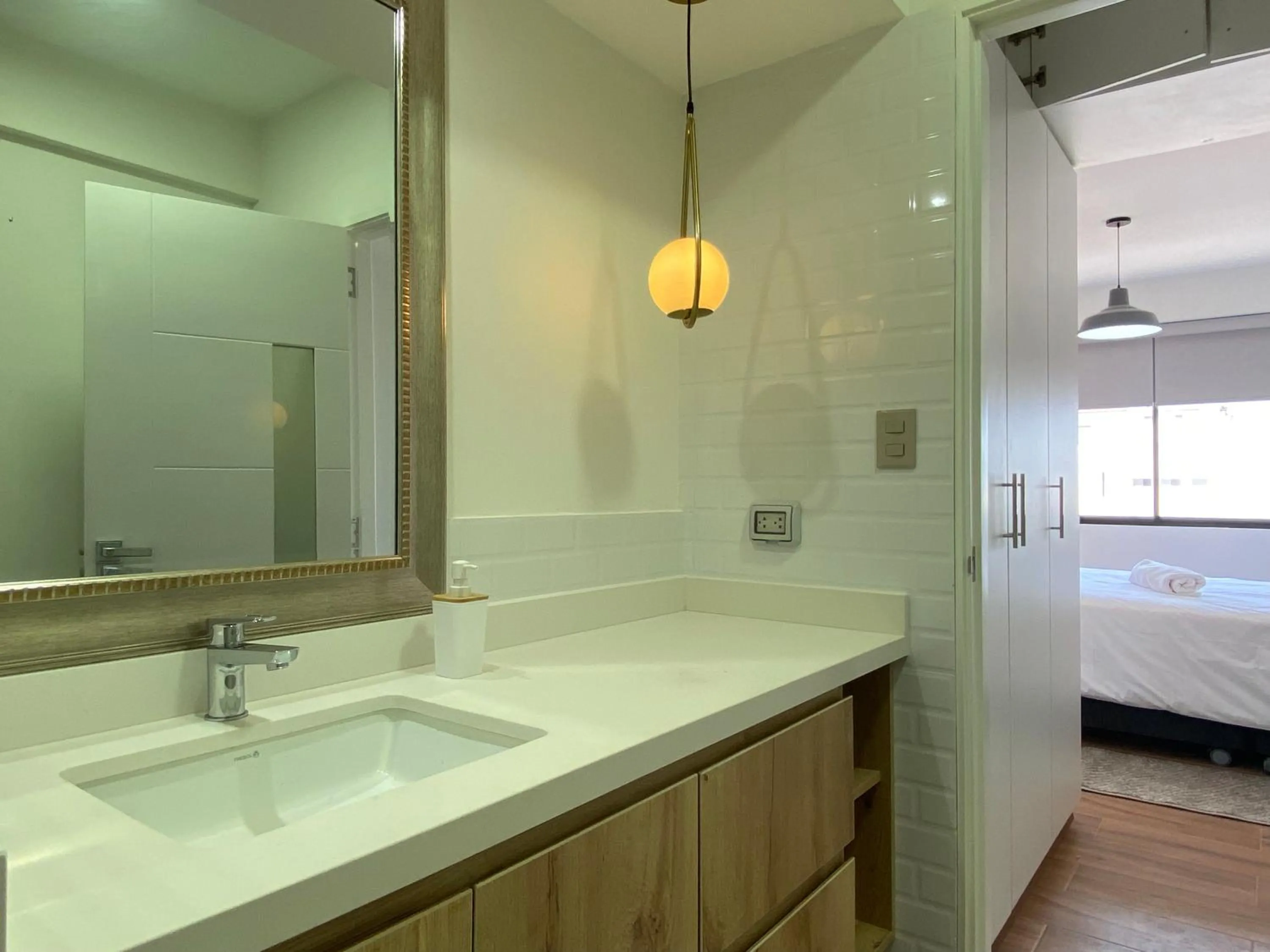 Bathroom, Bed in Borgoño By Wynwood House