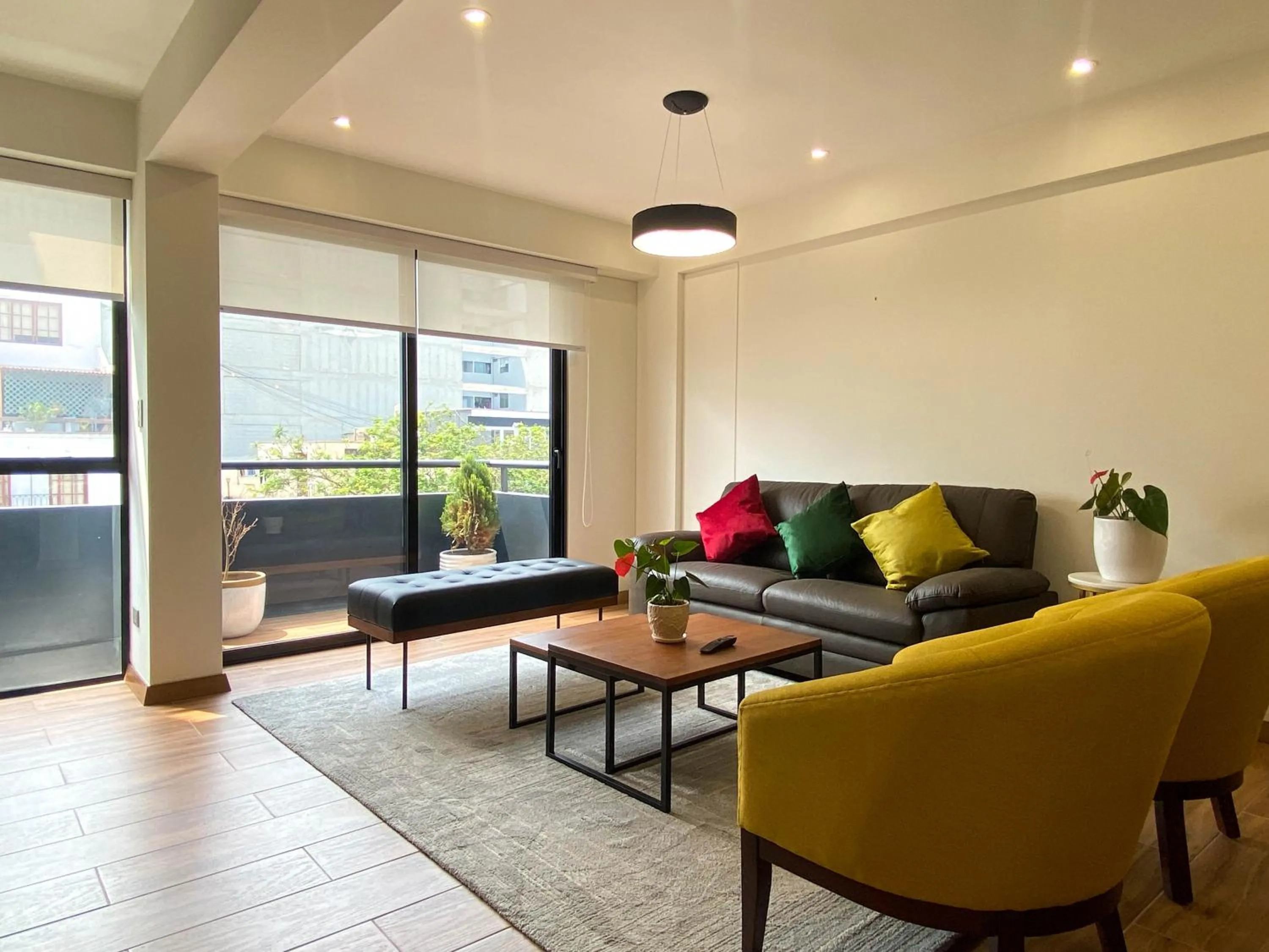 Living room in Borgoño By Wynwood House