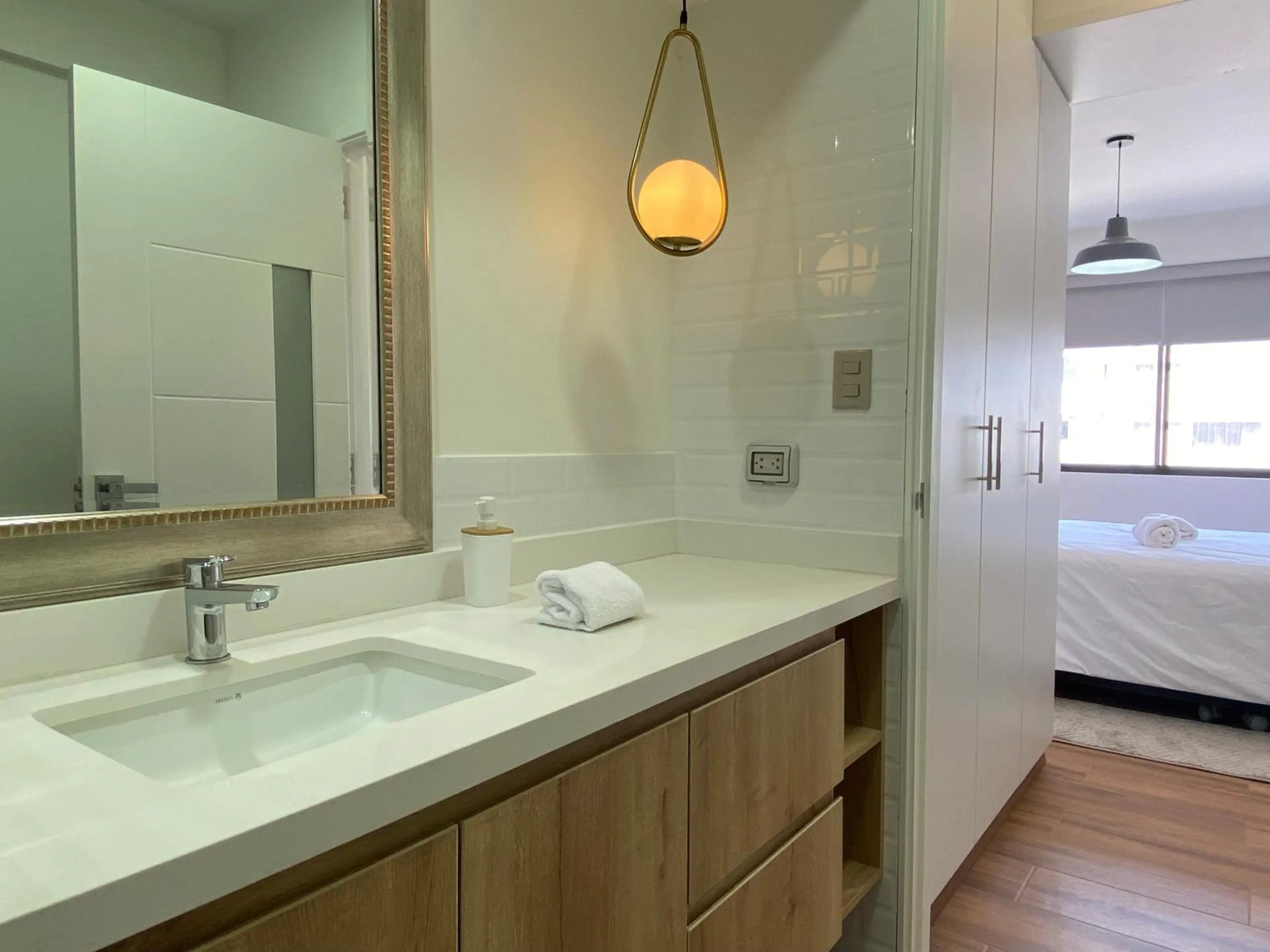 Bathroom, Bed in Borgoño By Wynwood House