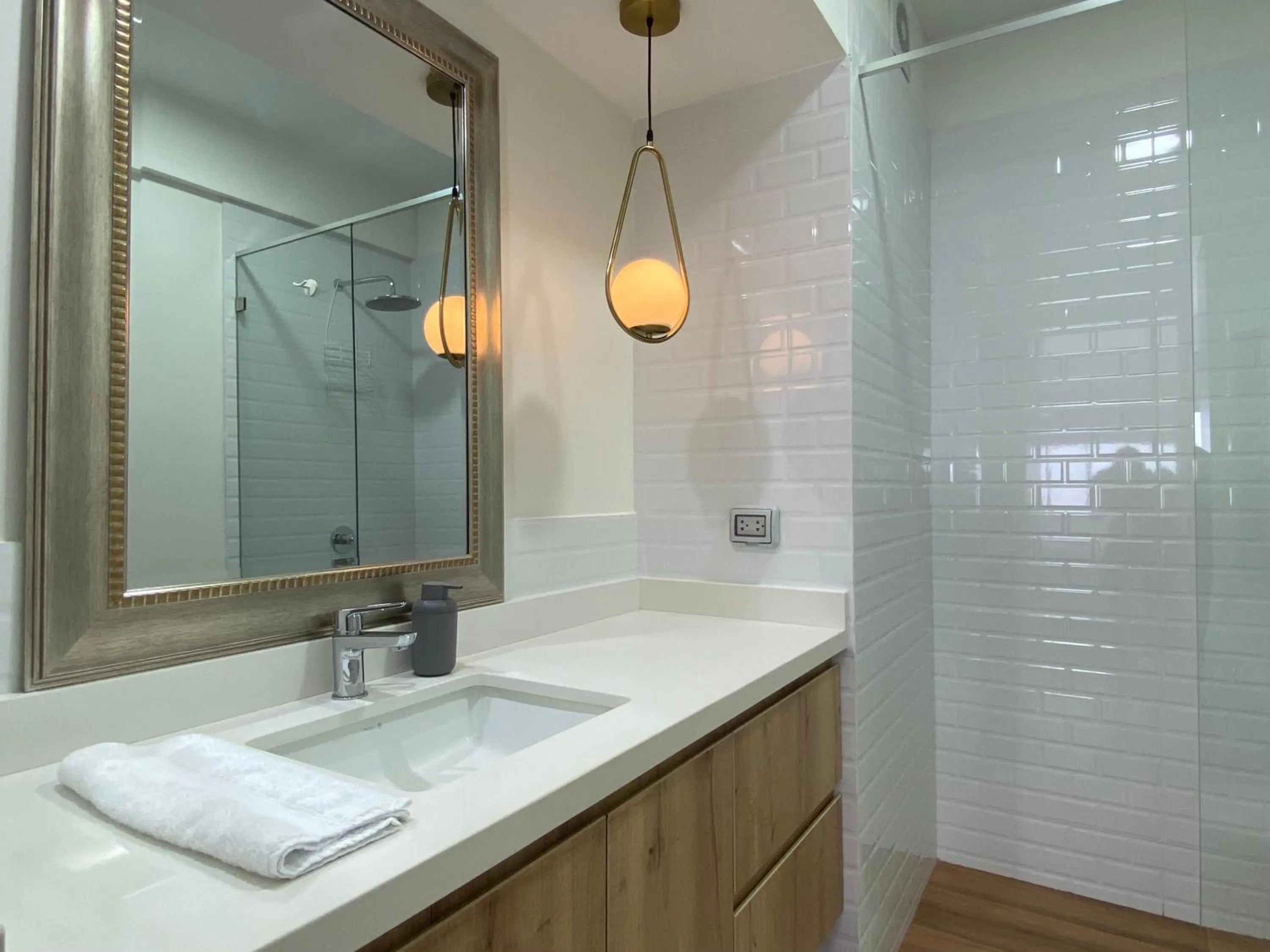 Bathroom in Borgoño By Wynwood House