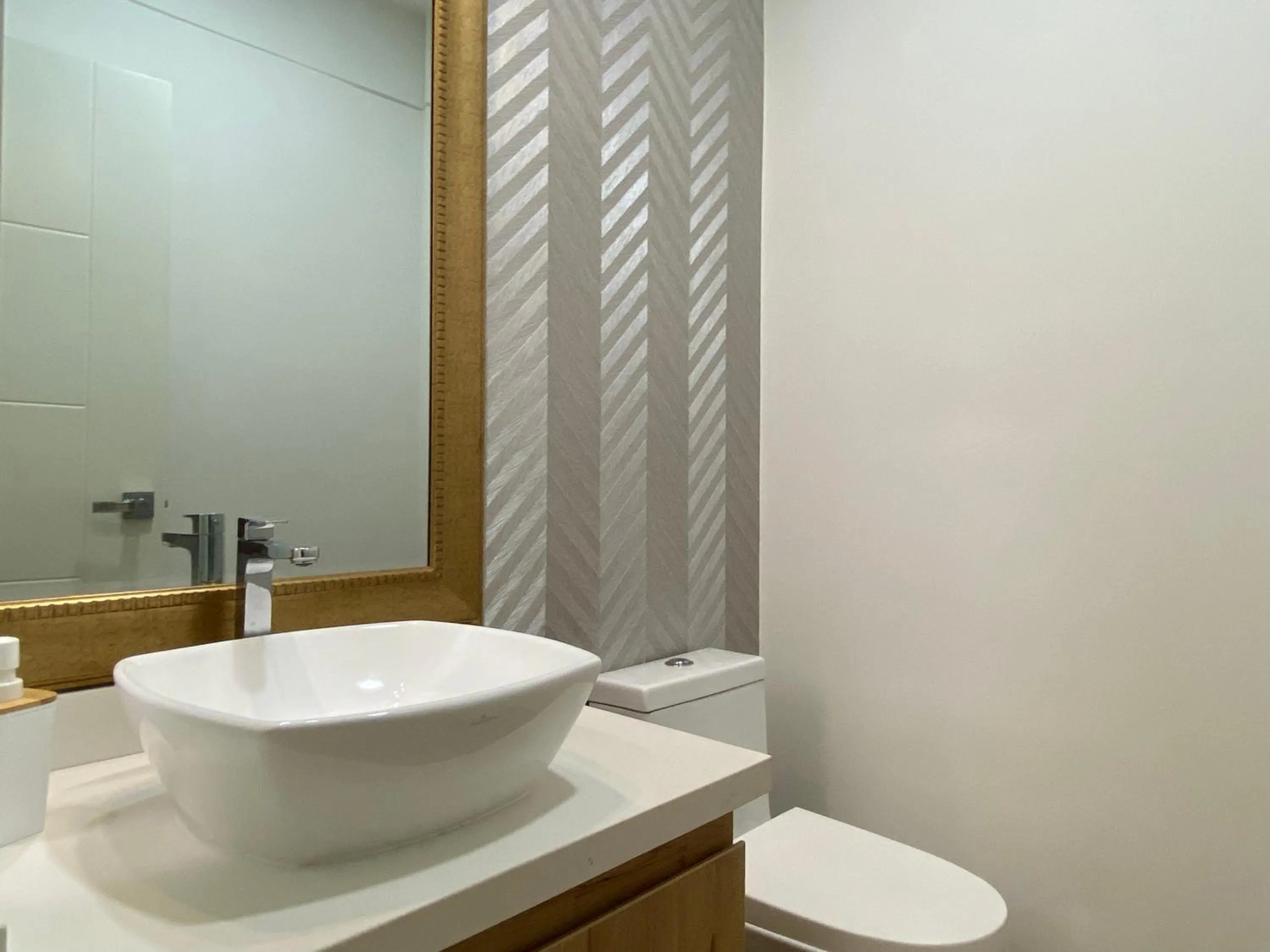 Bathroom in Borgoño By Wynwood House