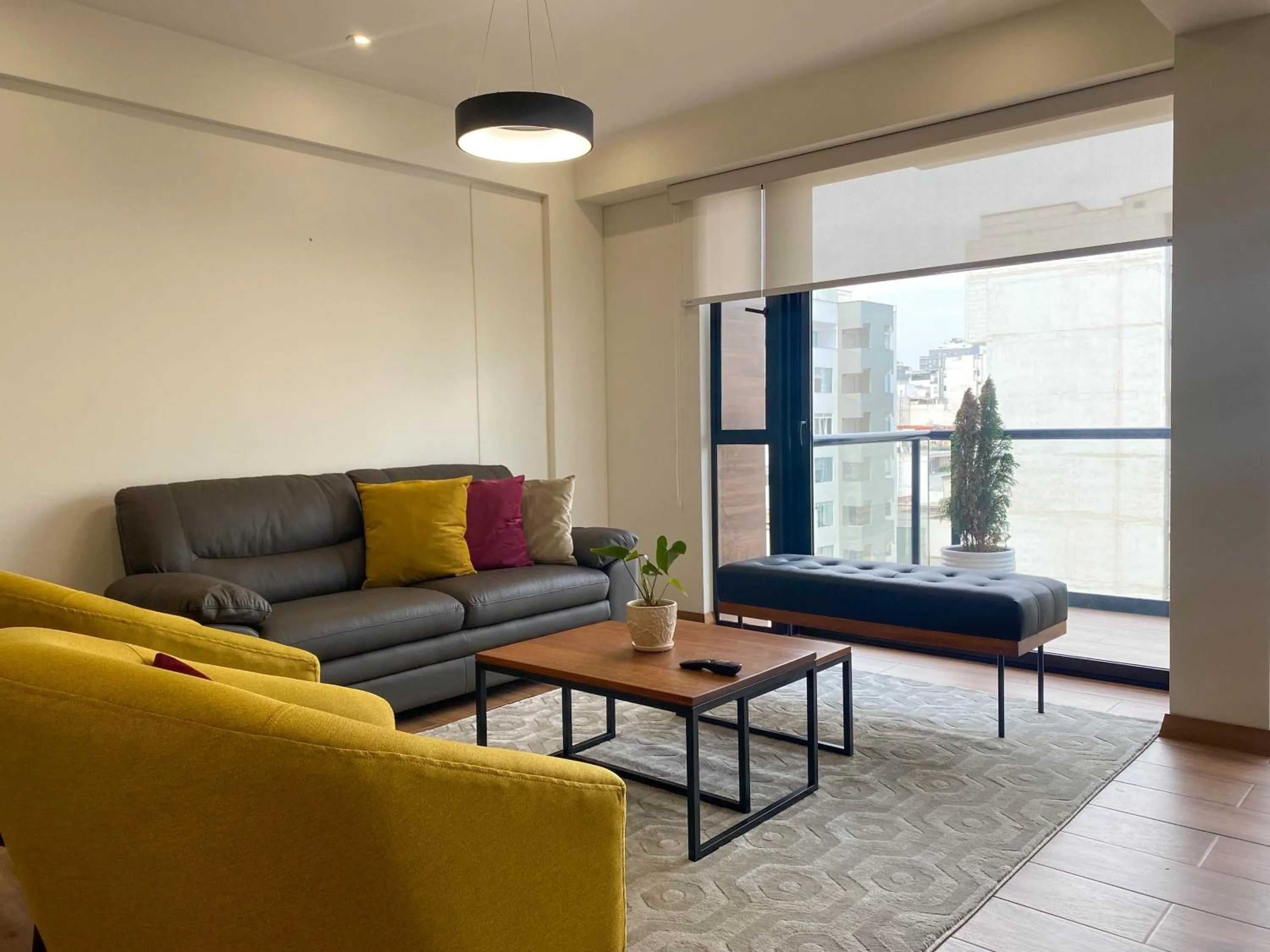 Living room in Borgoño By Wynwood House