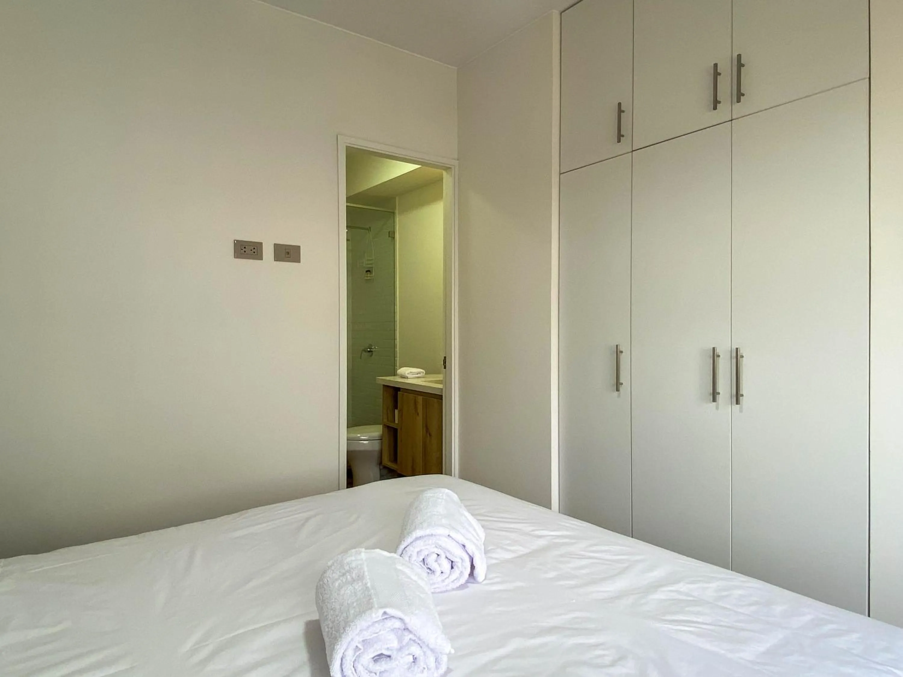 Bedroom, Bed in Borgoño By Wynwood House