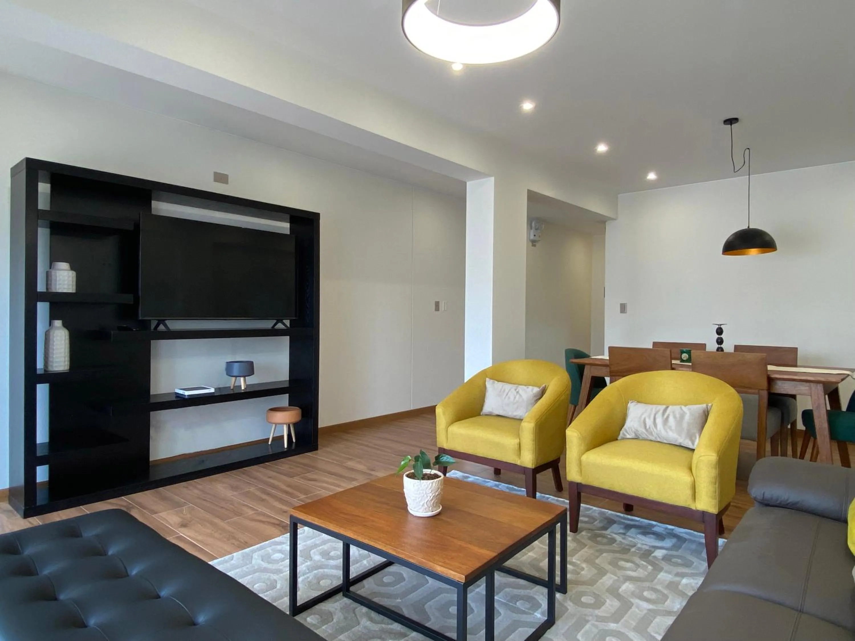 Living room in Borgoño By Wynwood House