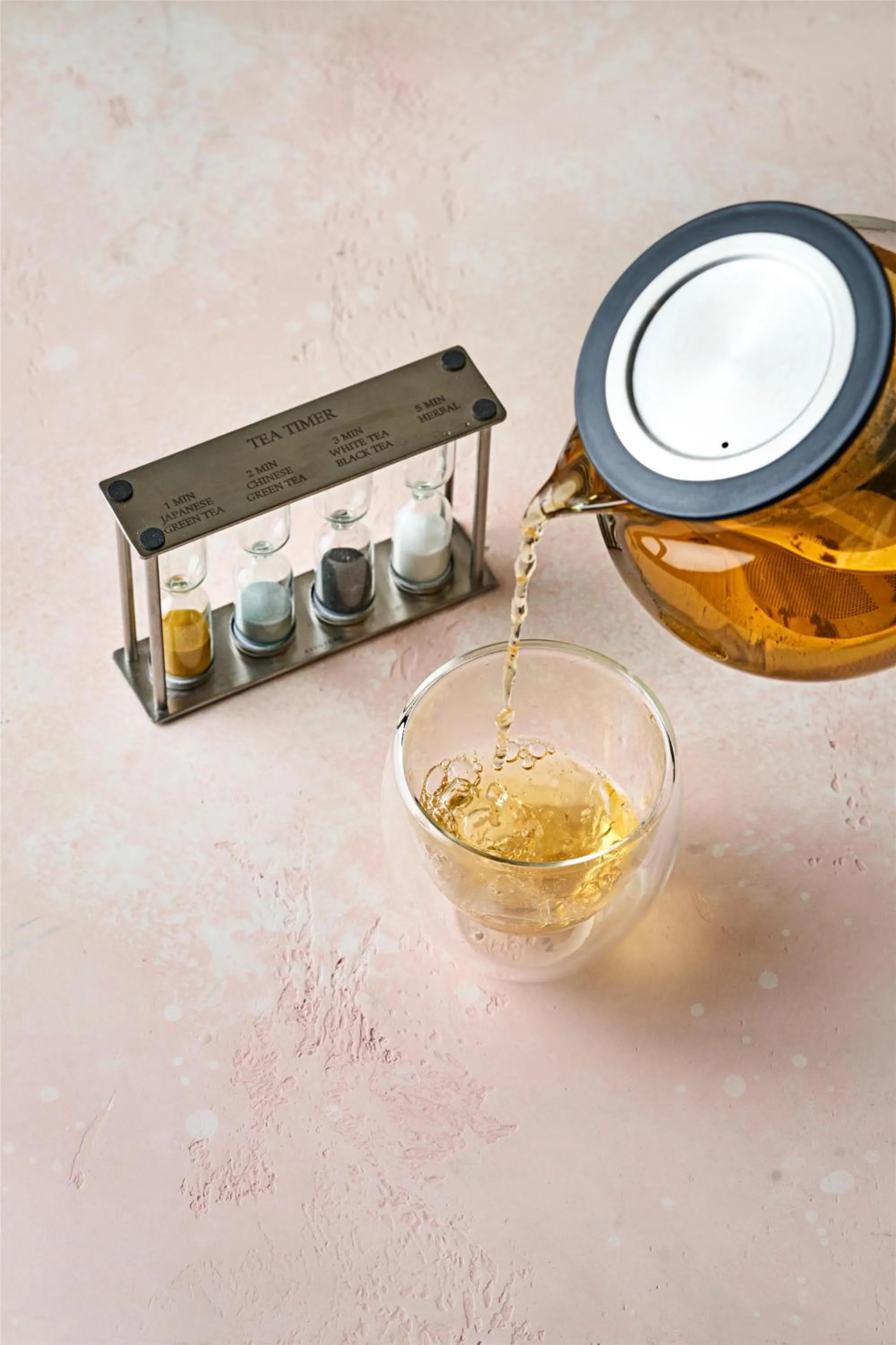 Dining area in Conrad Bahrain Financial Harbour