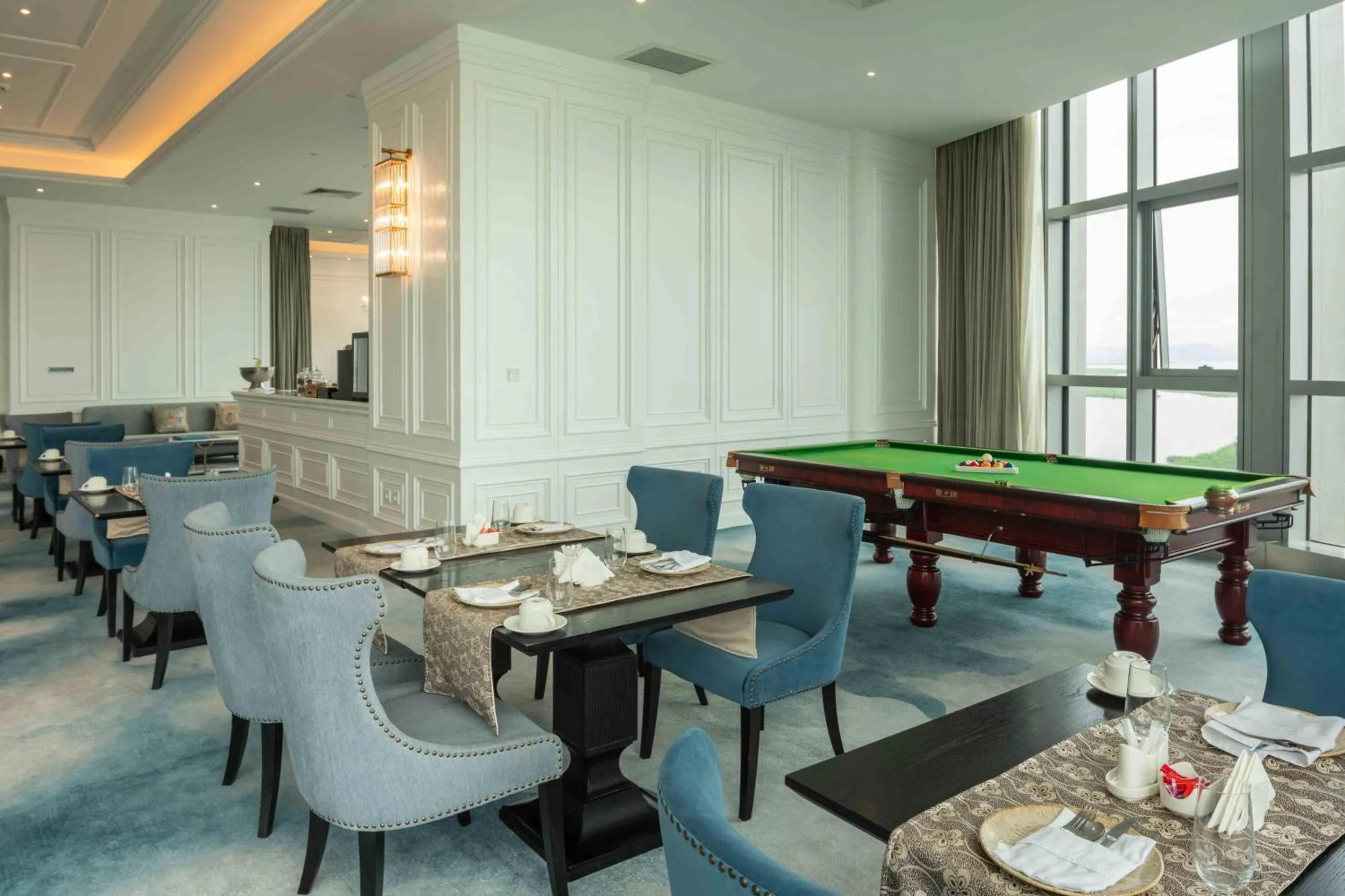 Property building in Hilton Brazzaville Les Tours Jumelles Hotel & Residences