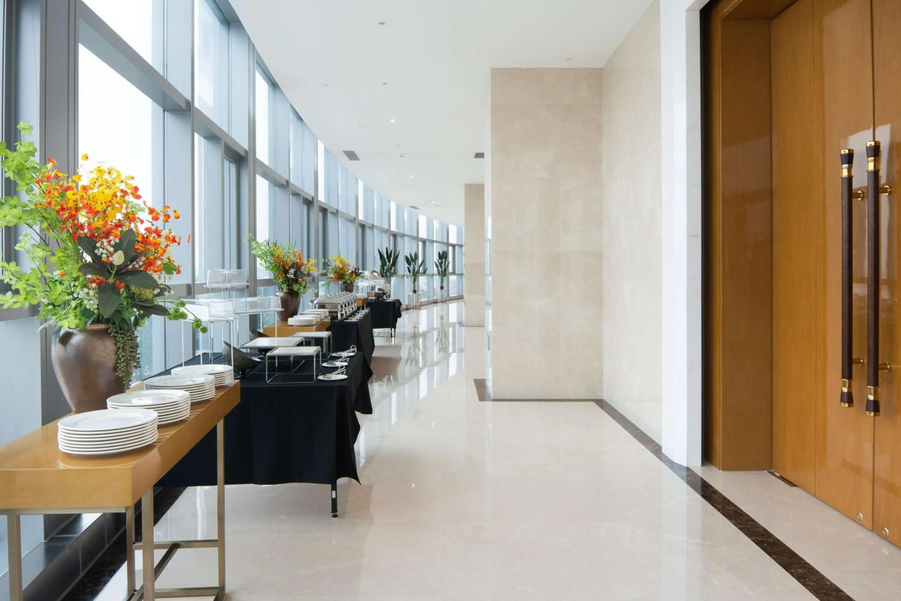 Meeting/conference room in Hilton Brazzaville Les Tours Jumelles Hotel & Residences