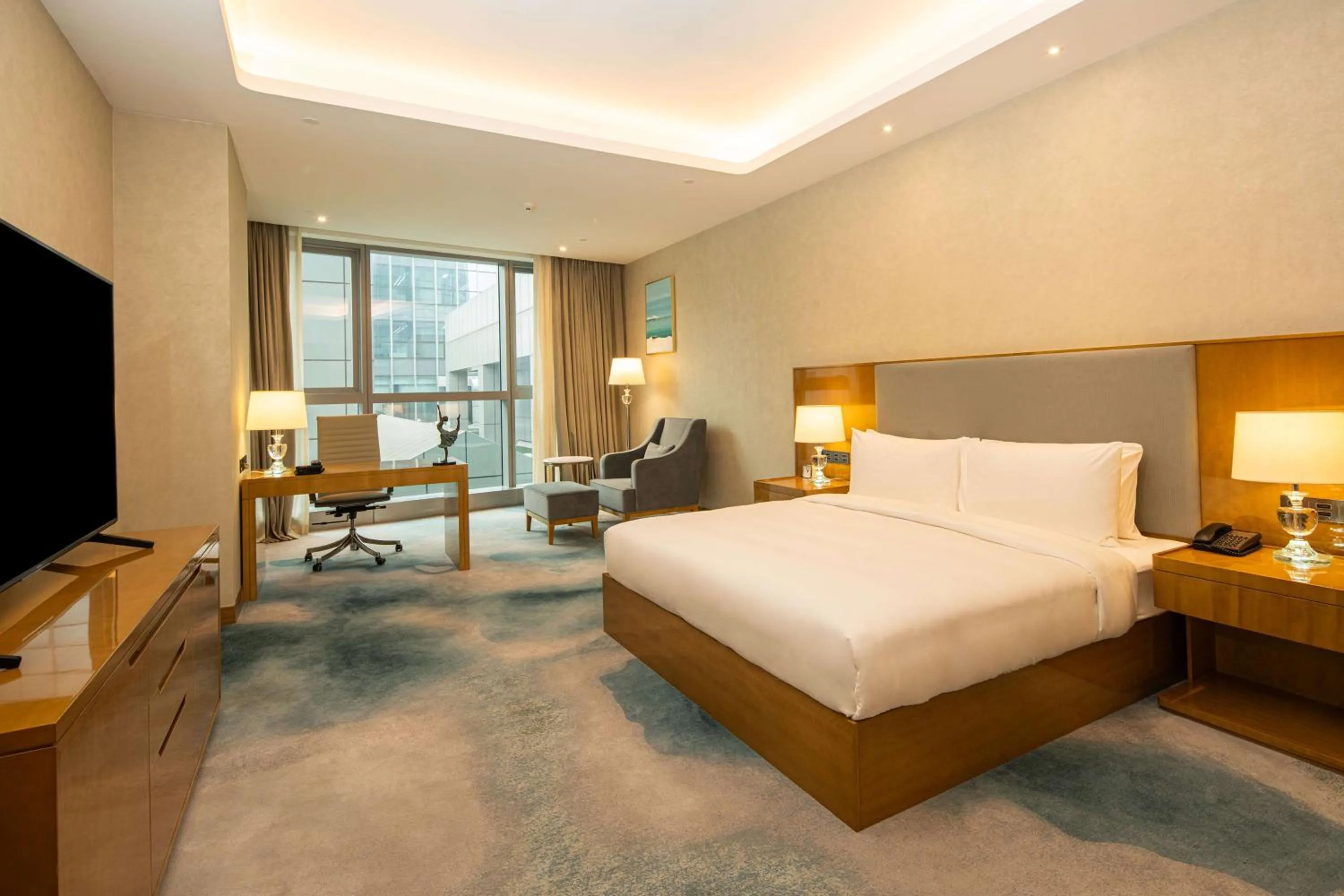 Bedroom, Bed in Hilton Brazzaville Les Tours Jumelles Hotel & Residences