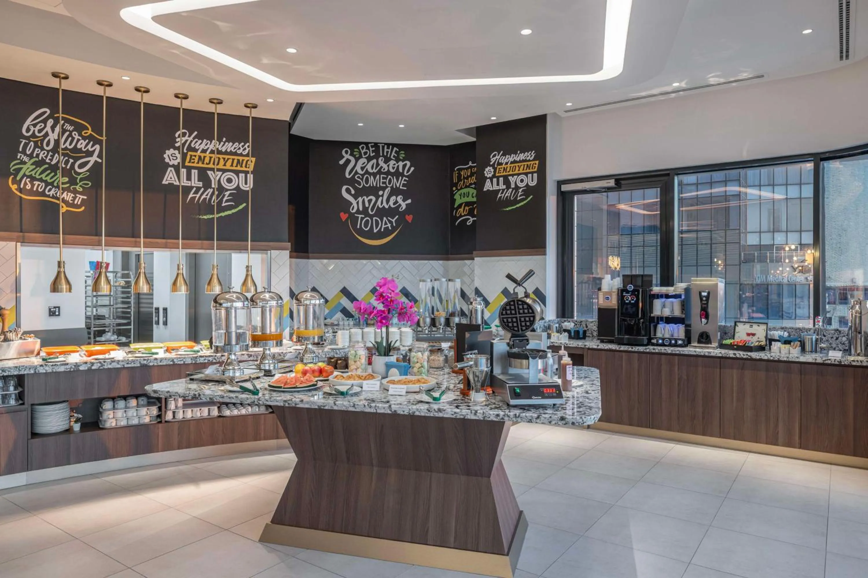 Restaurant/places to eat in Hampton By Hilton Kuwait Salmiya