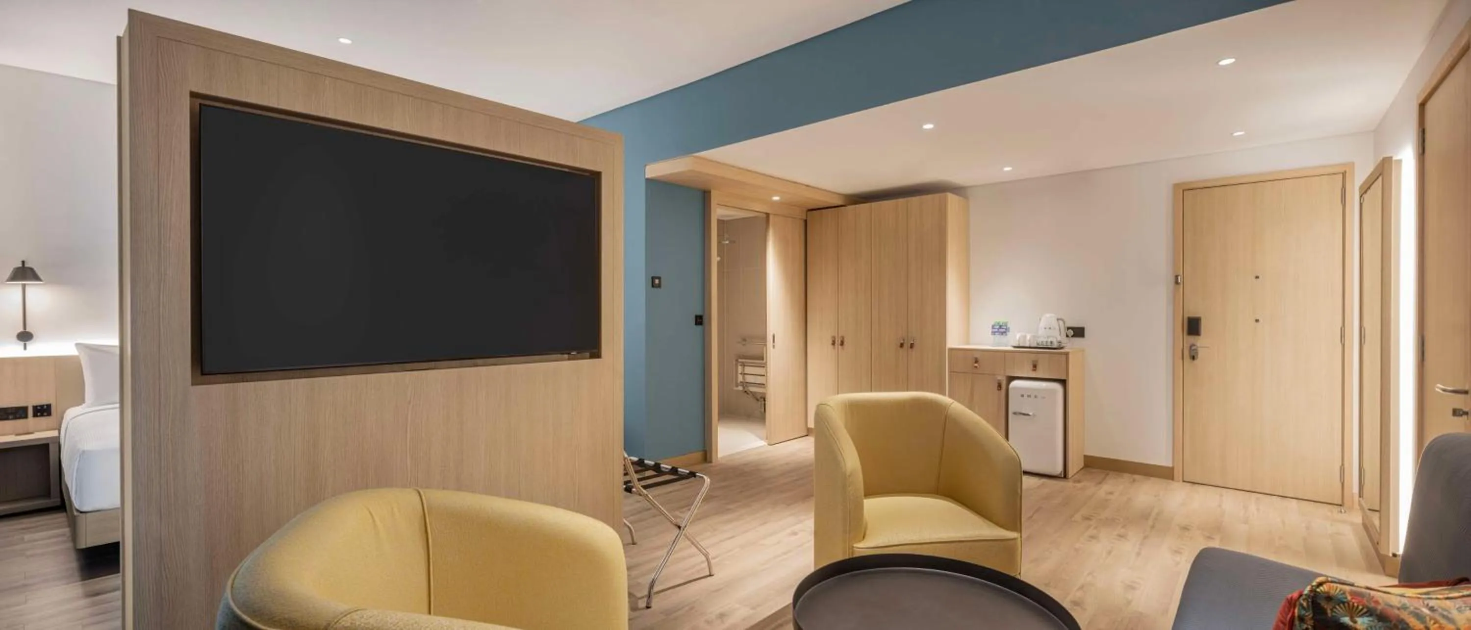 Living room in Hampton By Hilton Kuwait Salmiya