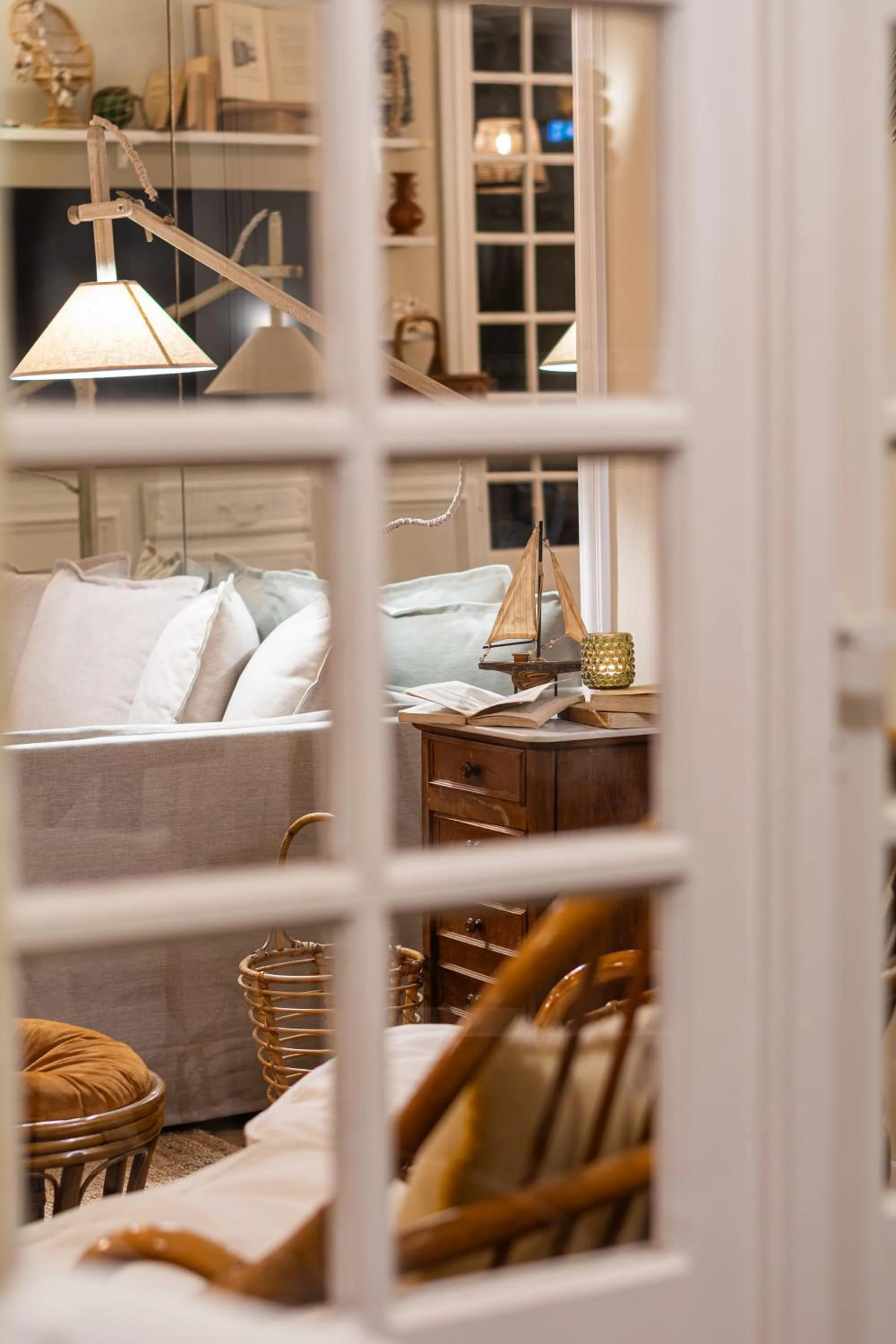 Lobby or reception, Bed in Hôtel De La Plage