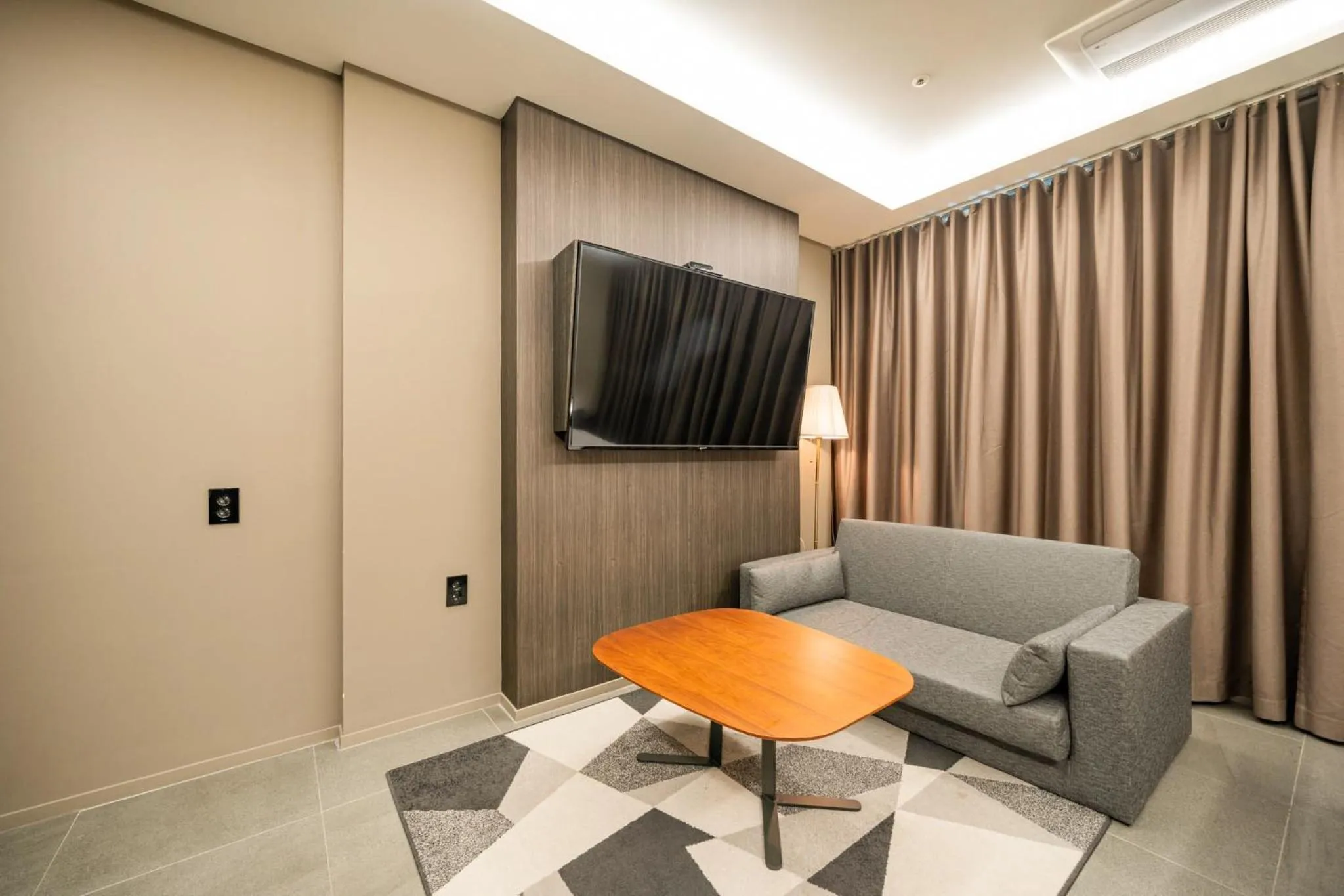 Daegu Eastern Hotel Lions Park